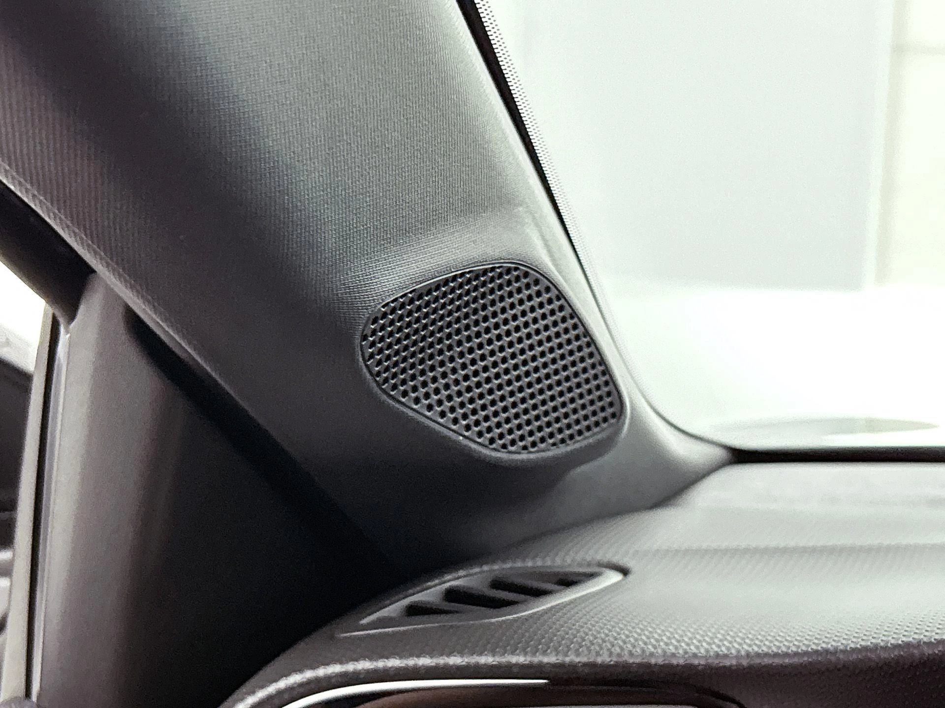 Opel-Corsa-image-11
