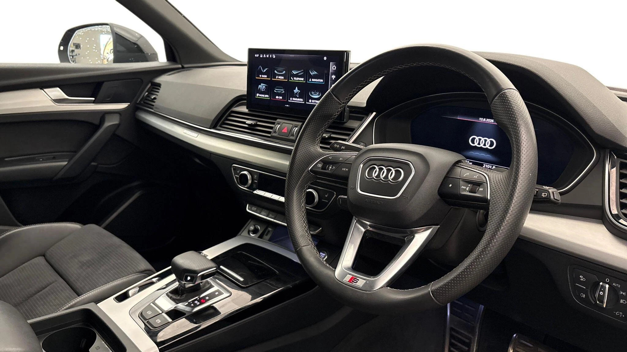 Audi-Q5-image-5