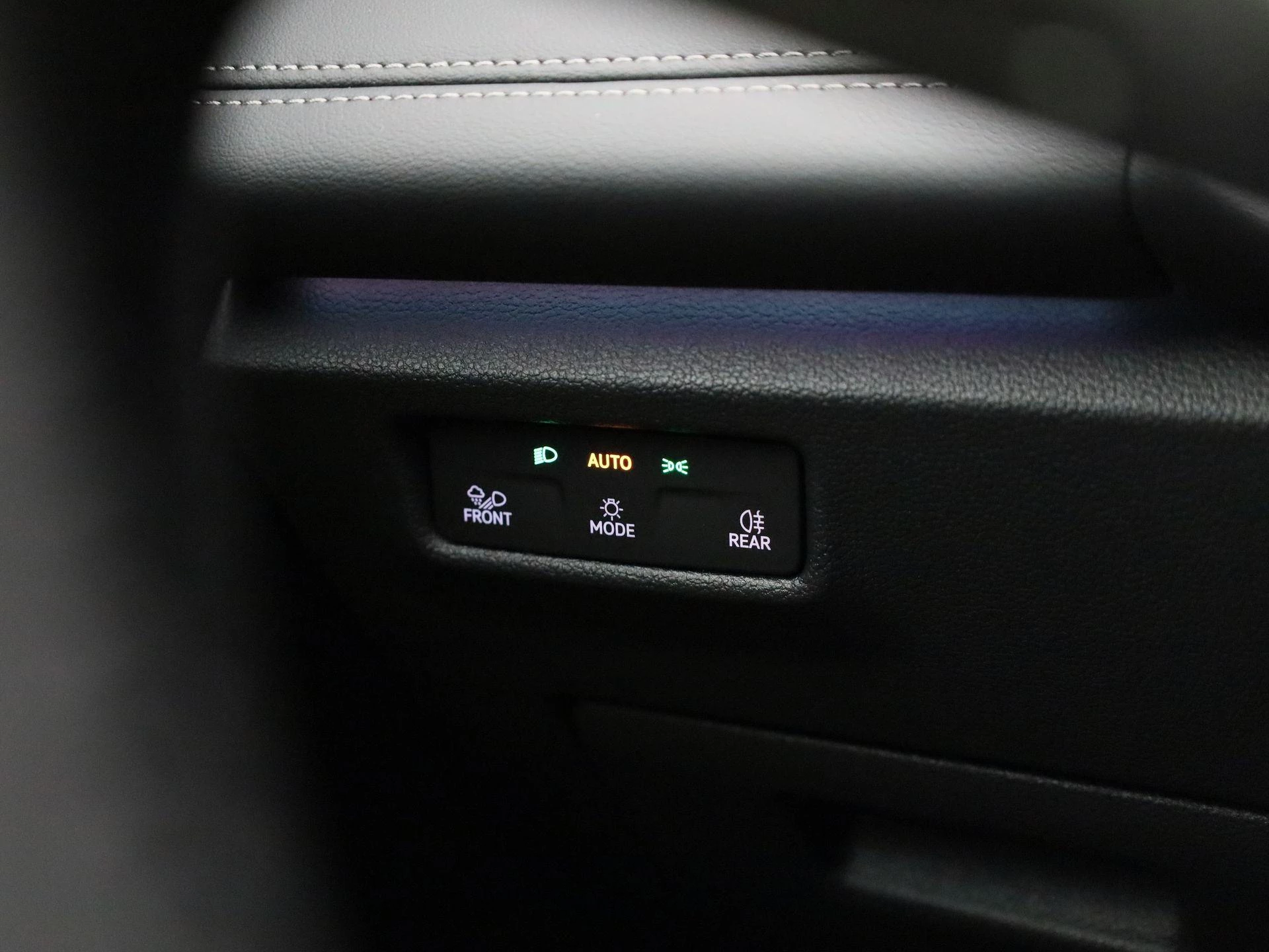 Volkswagen-Tiguan-image-24