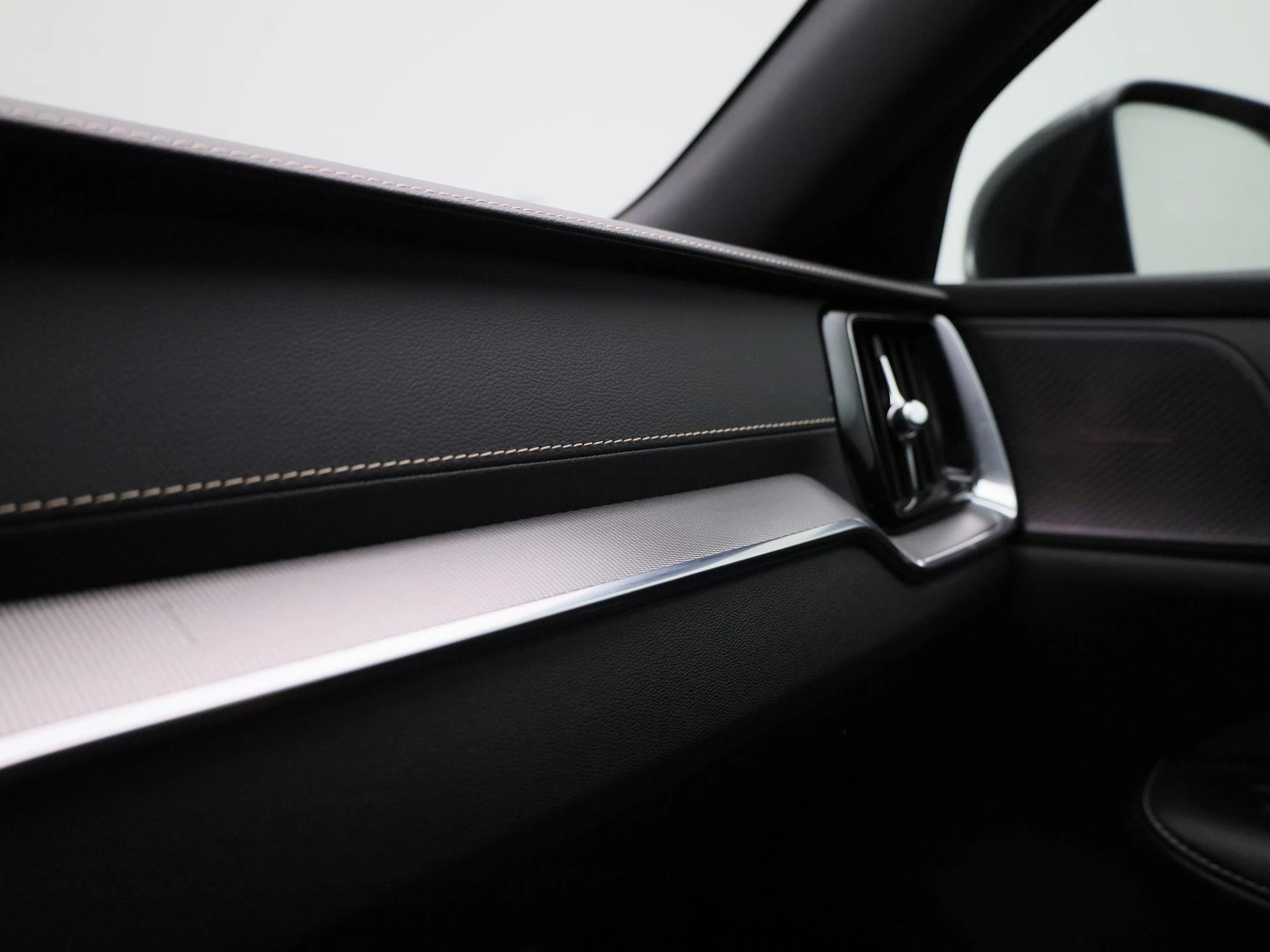 Volvo V60 2.0 T8 AWD Polestar Engineered