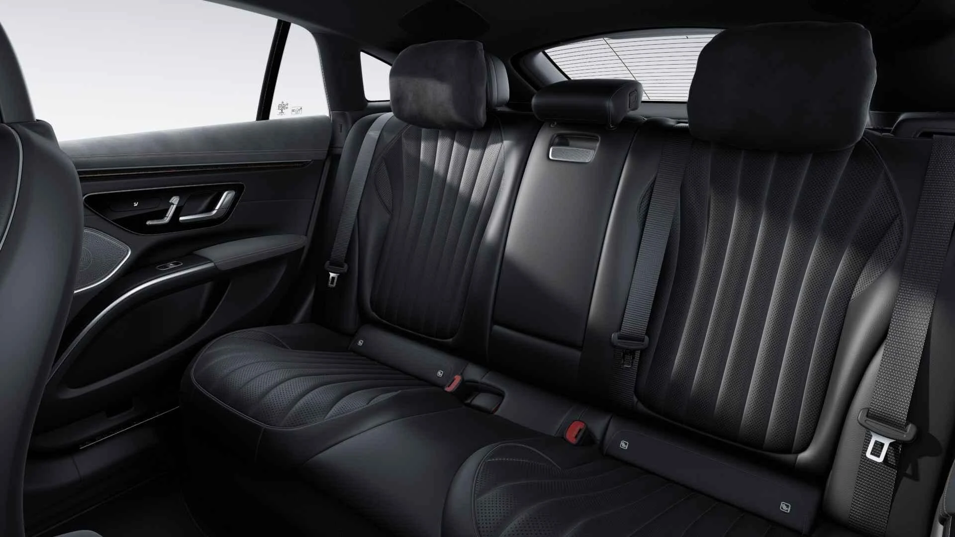 Mercedes-Benz-EQS-image-10
