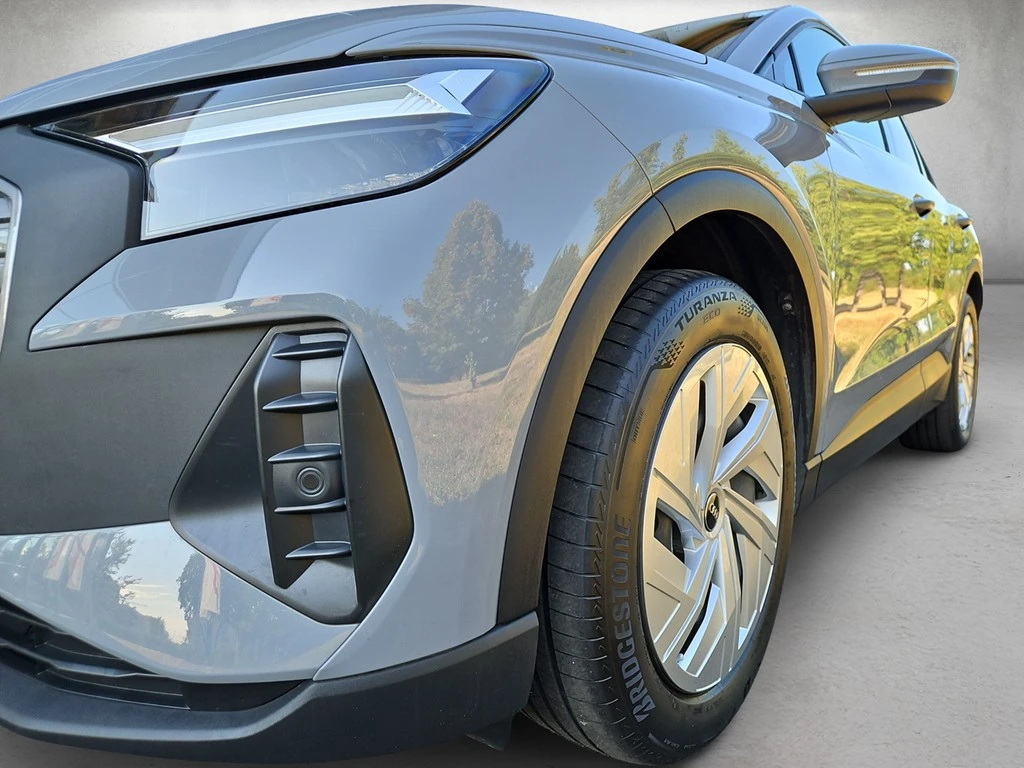 Audi-Q4 e-tron-image-4