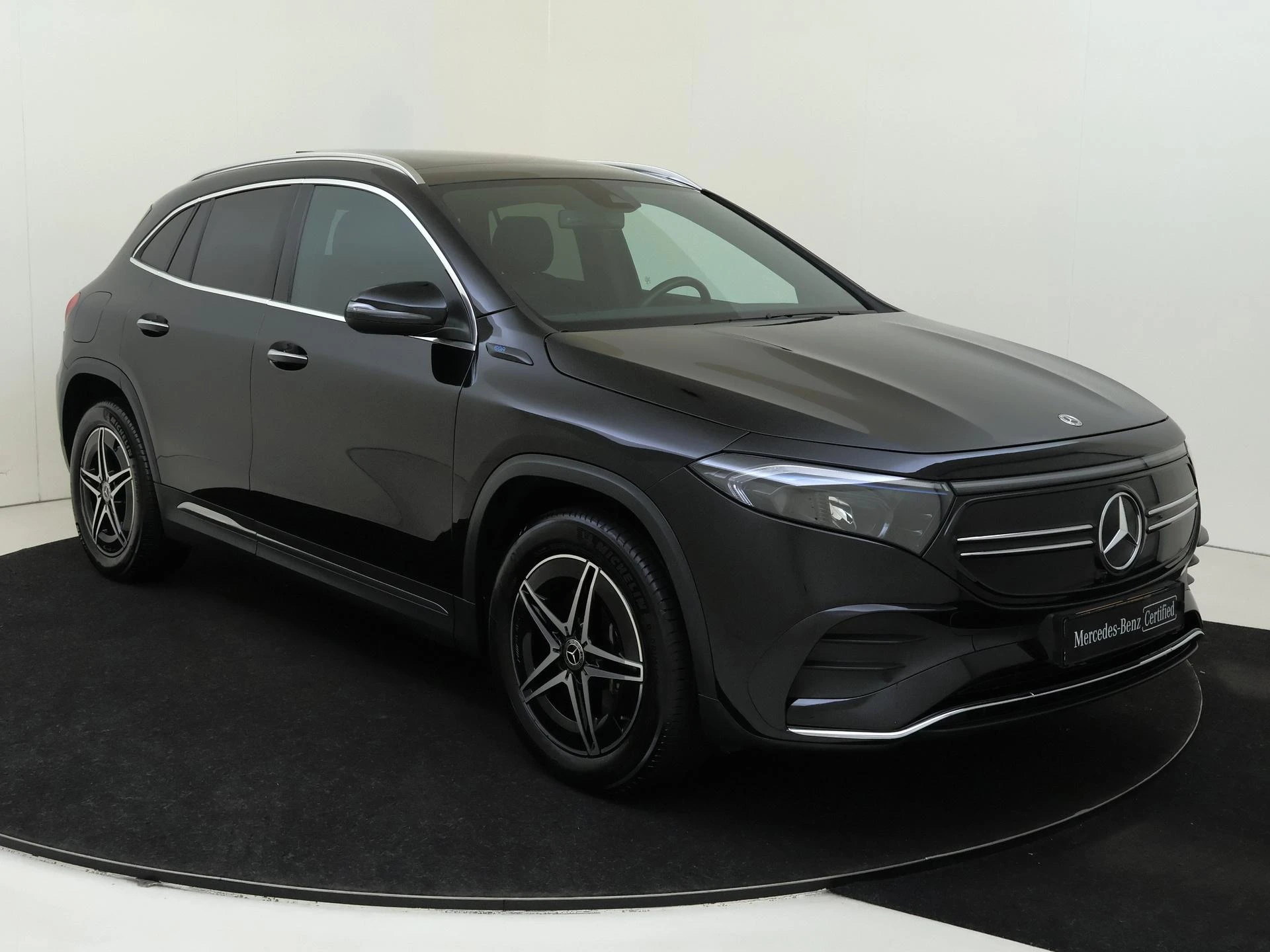 Mercedes-Benz-EQA-image-1