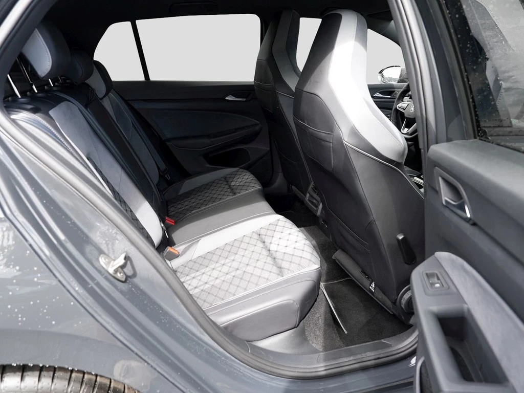 Volkswagen Golf VIII 1.5 TSI R-Line Navi/LED/SHZ