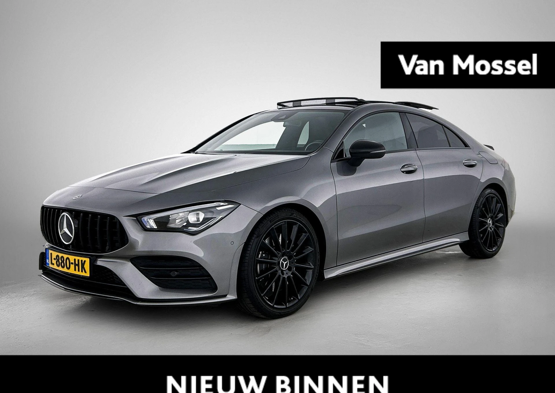 Mercedes-Benz-CLA-image-0