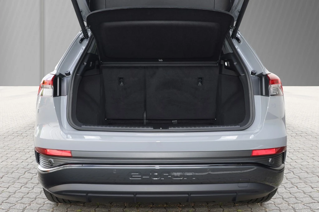 Audi Q4 e-tron 45 S line