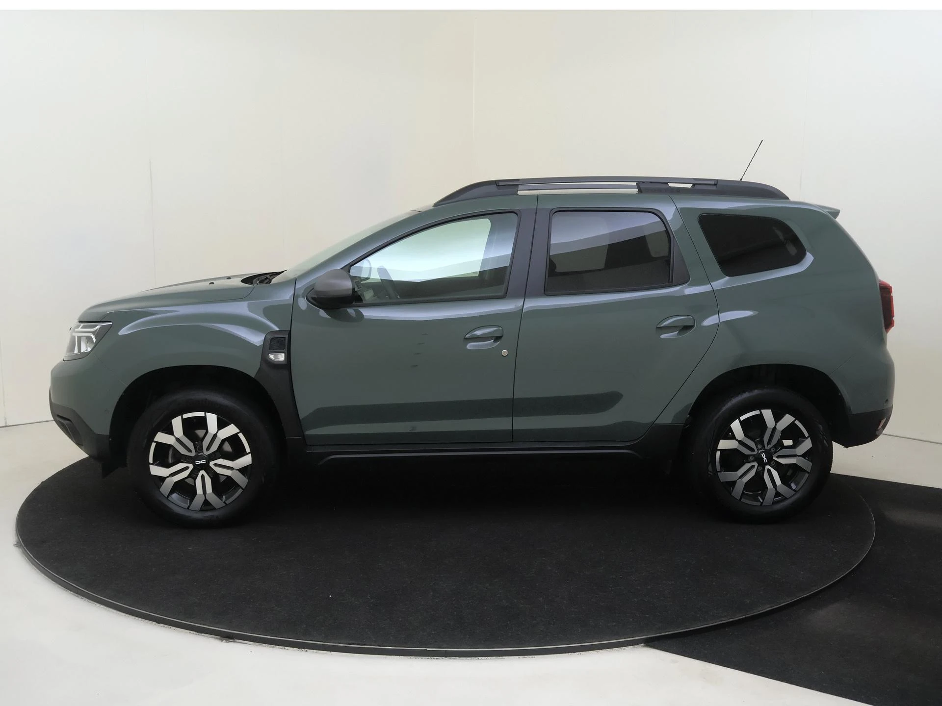 Dacia-Duster-image-7