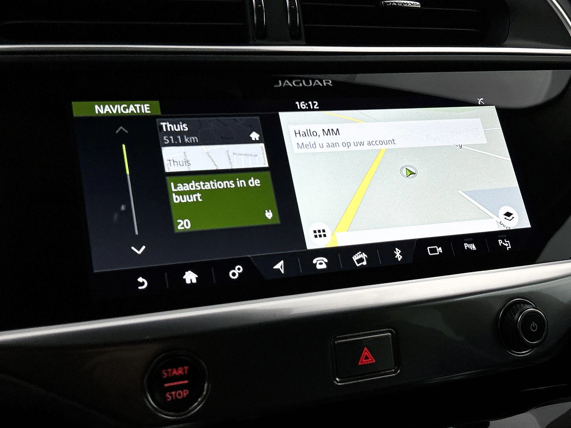 Jaguar-I-PACE-image-67