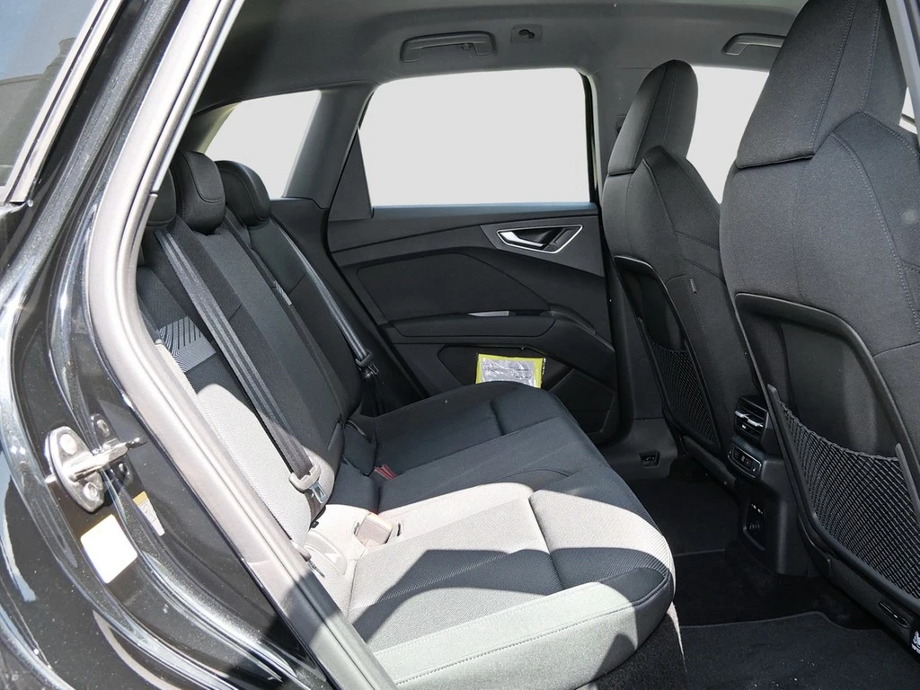 Audi-Q4 e-tron-image-9