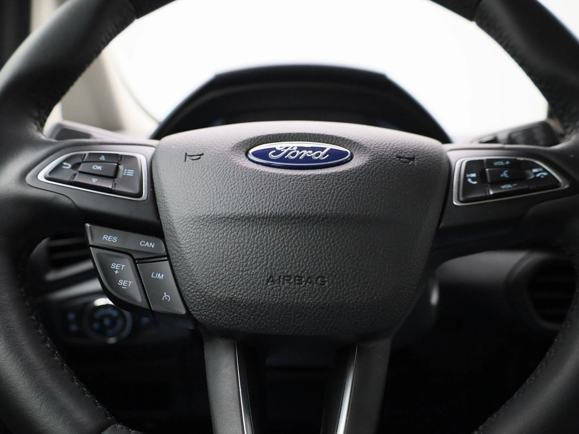 Ford-EcoSport-image-27