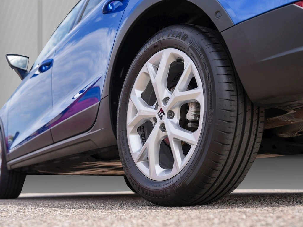 SEAT-Arona-image-5