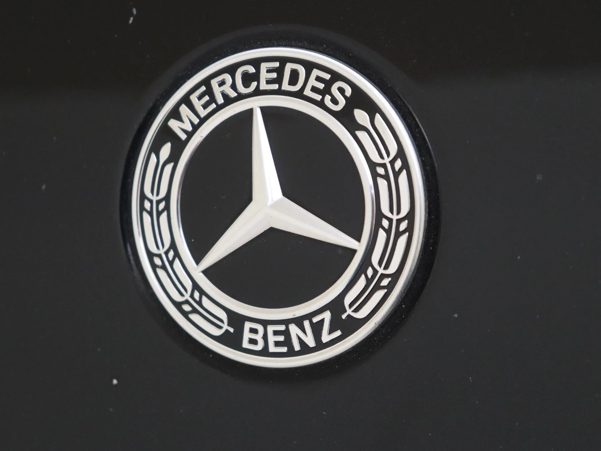 Mercedes-Benz-GLC-image-29