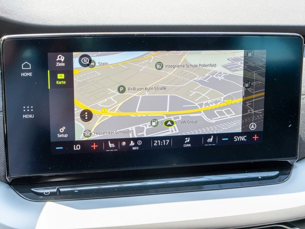 Škoda Octavia Combi 2.0 TDI DSG Style Navi/LED/SHZ