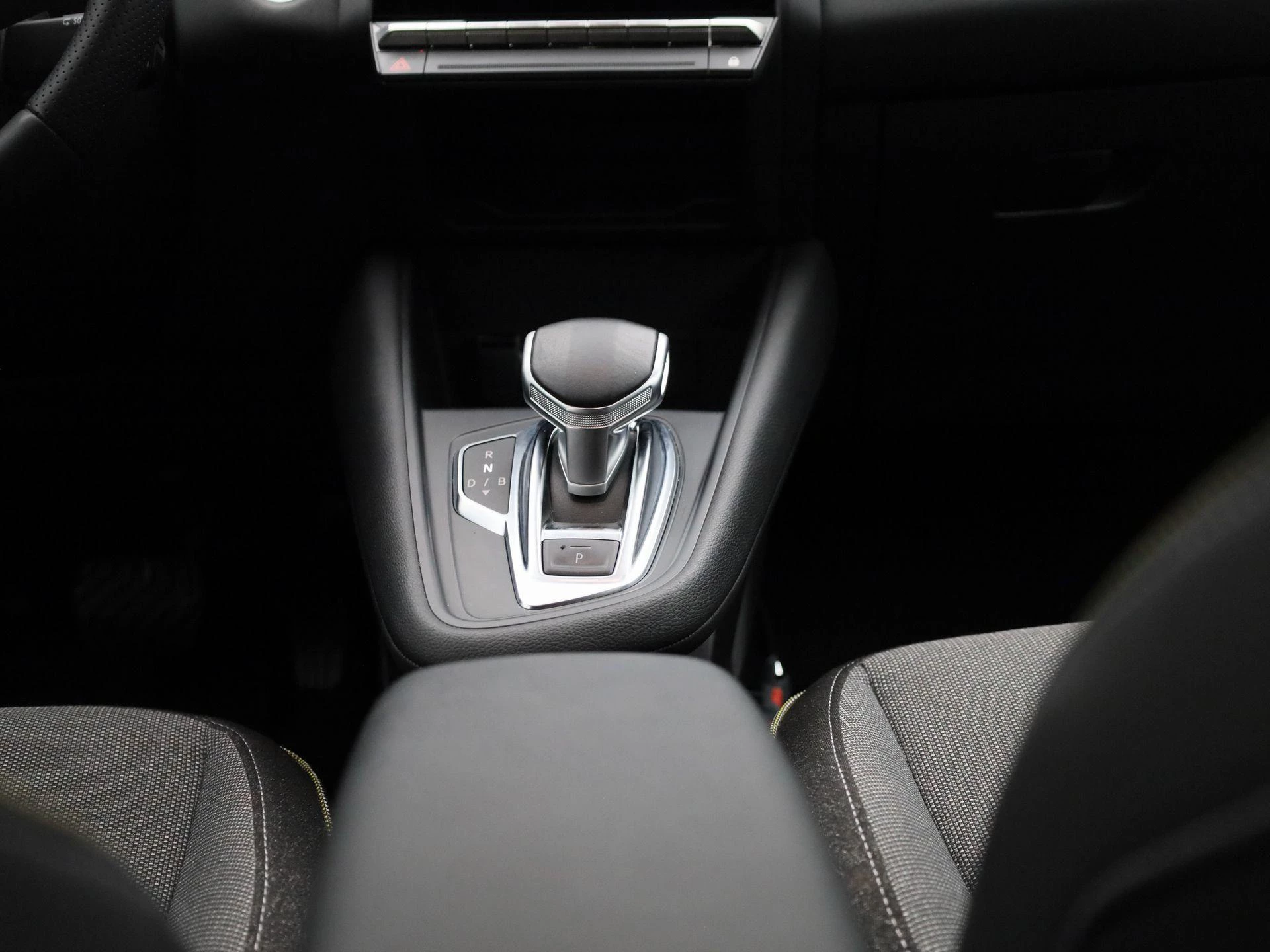 Renault-Captur-image-9