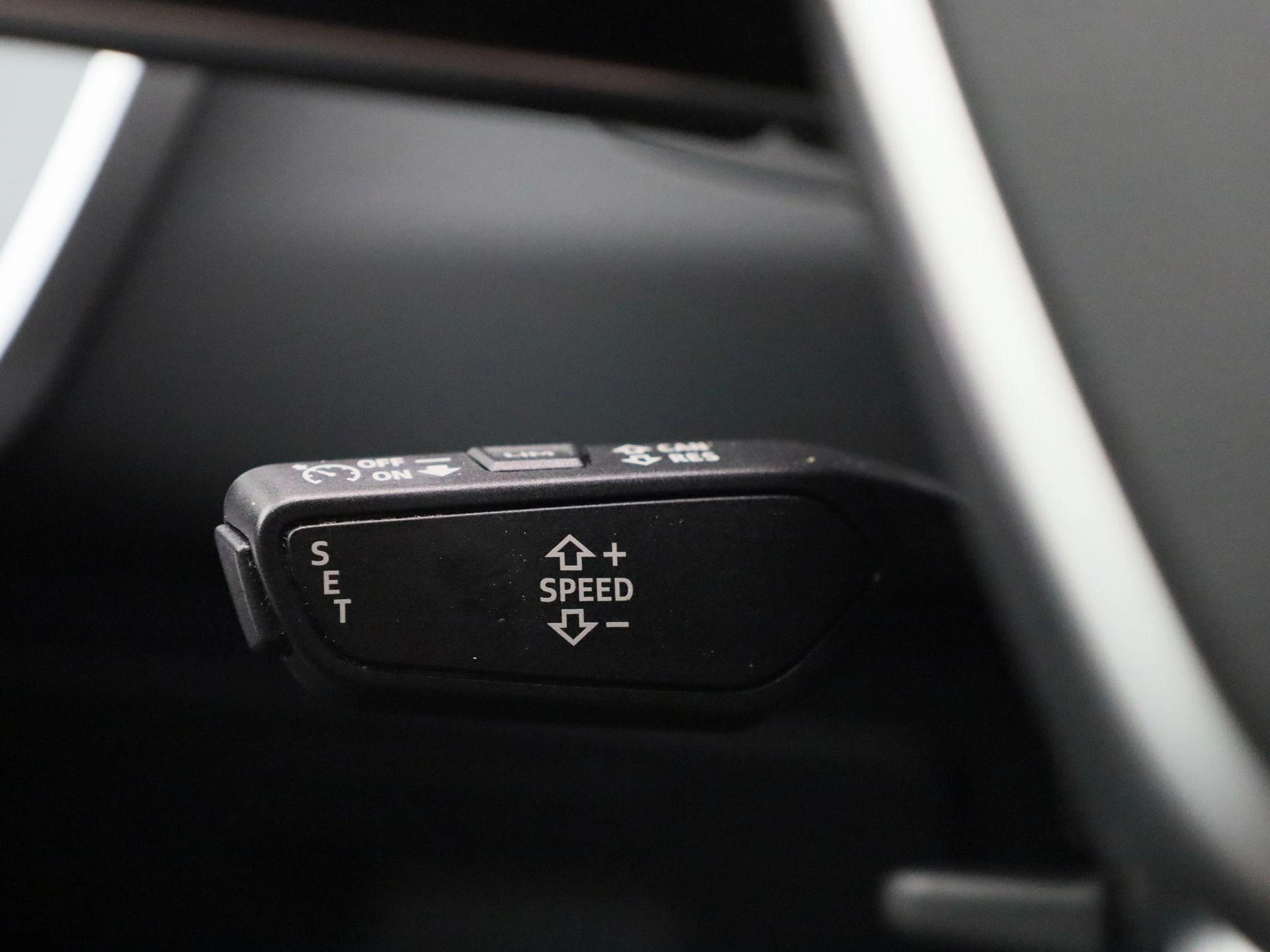 Audi-A6-image-19
