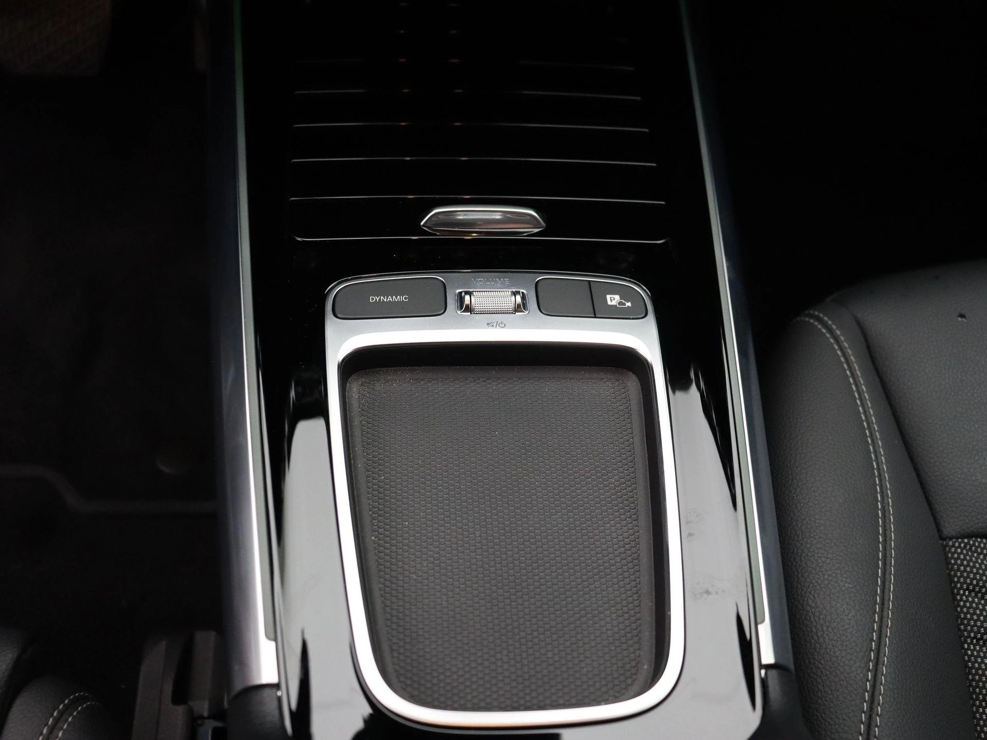 Mercedes-Benz EQA 250+ Business Line