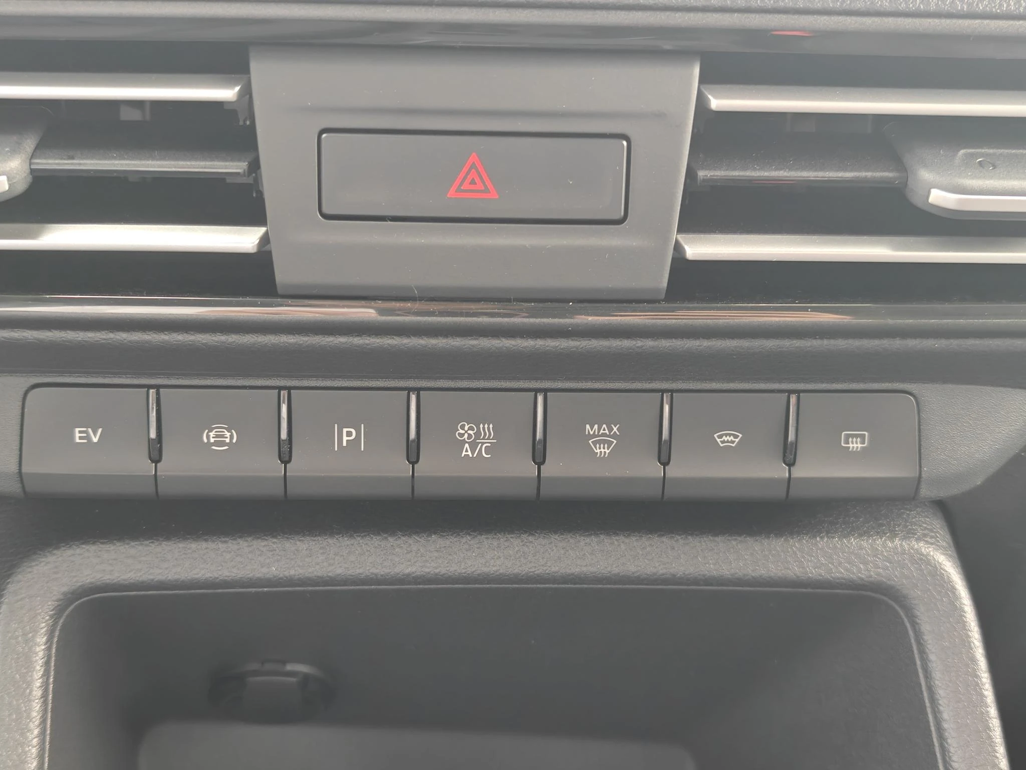 Ford Tourneo Connect Grand 1.5 PHEV 110kW Active Aut.