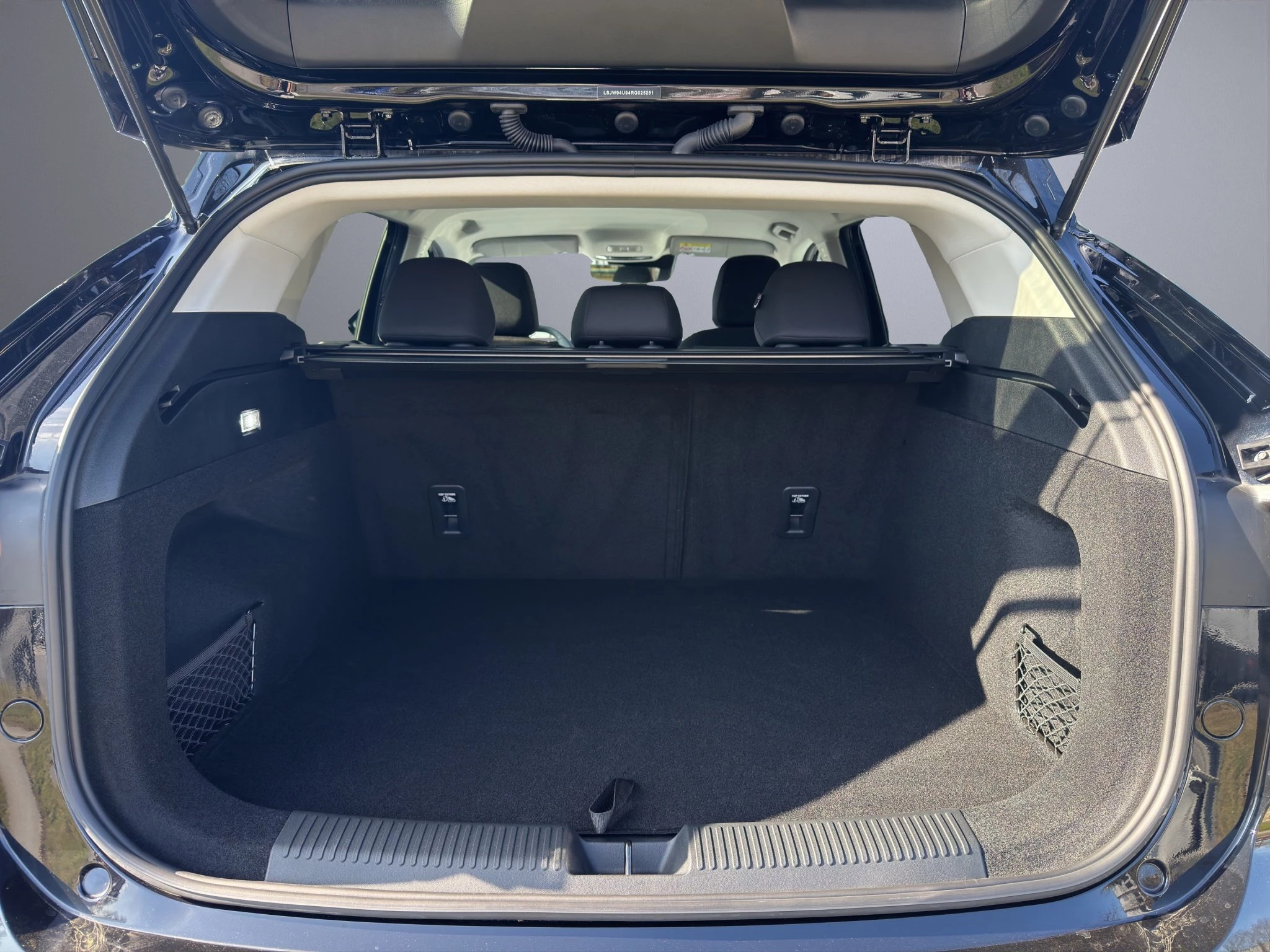 MG HS Comfort 1.5 T-GDI LED RFK LMF PDC Navi Klima