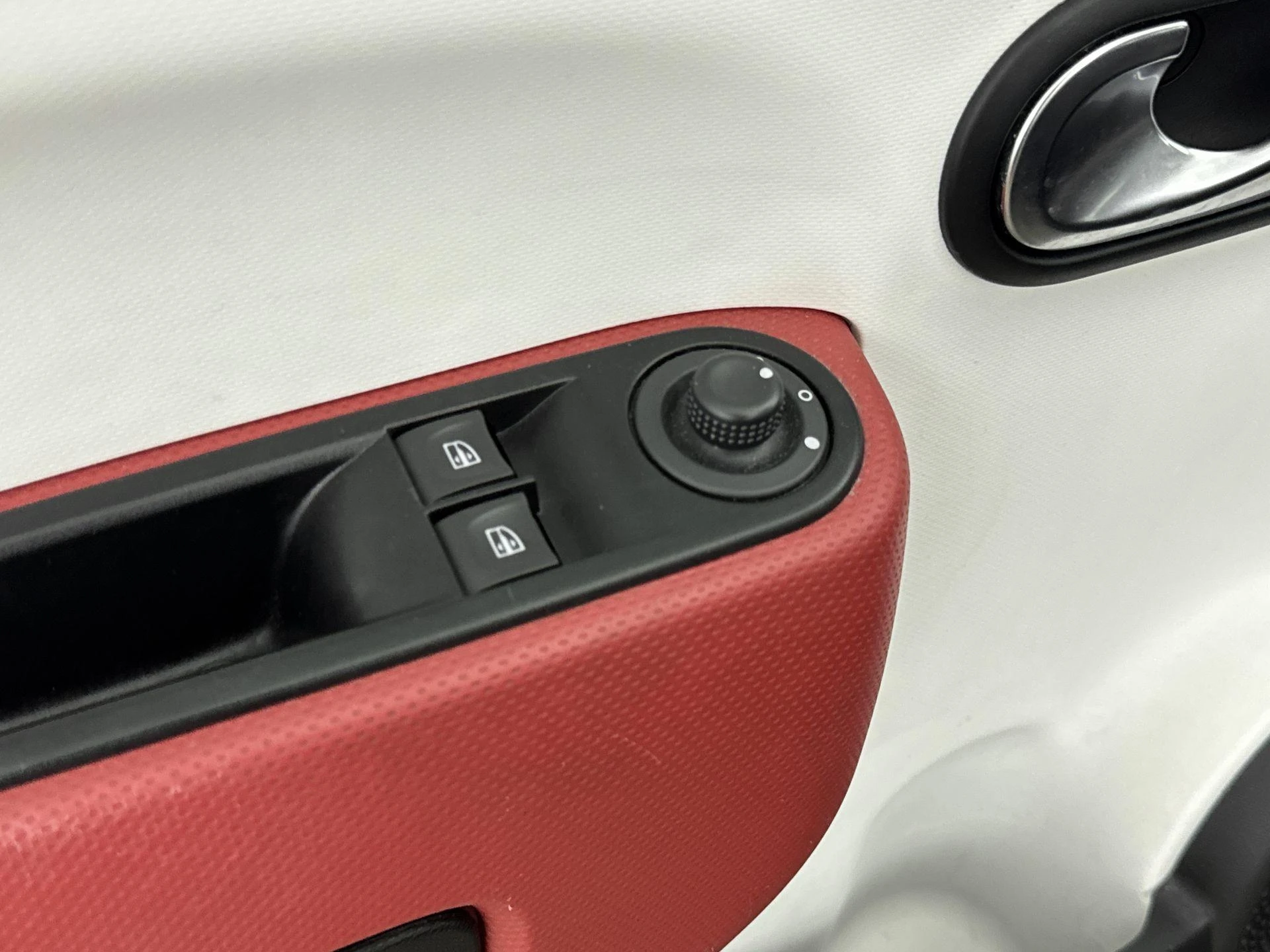 Renault-Twingo-image-21