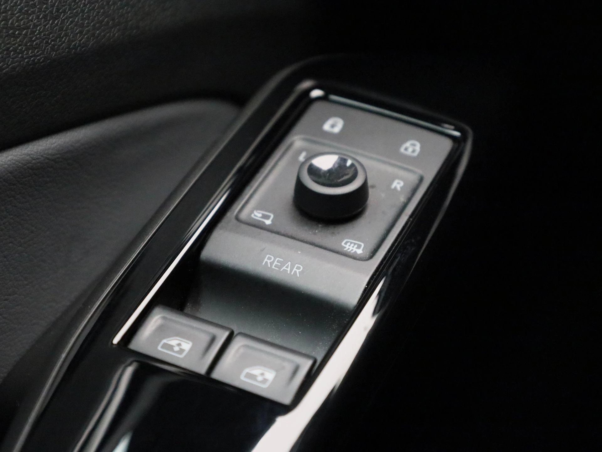 Volkswagen-ID.4-image-30