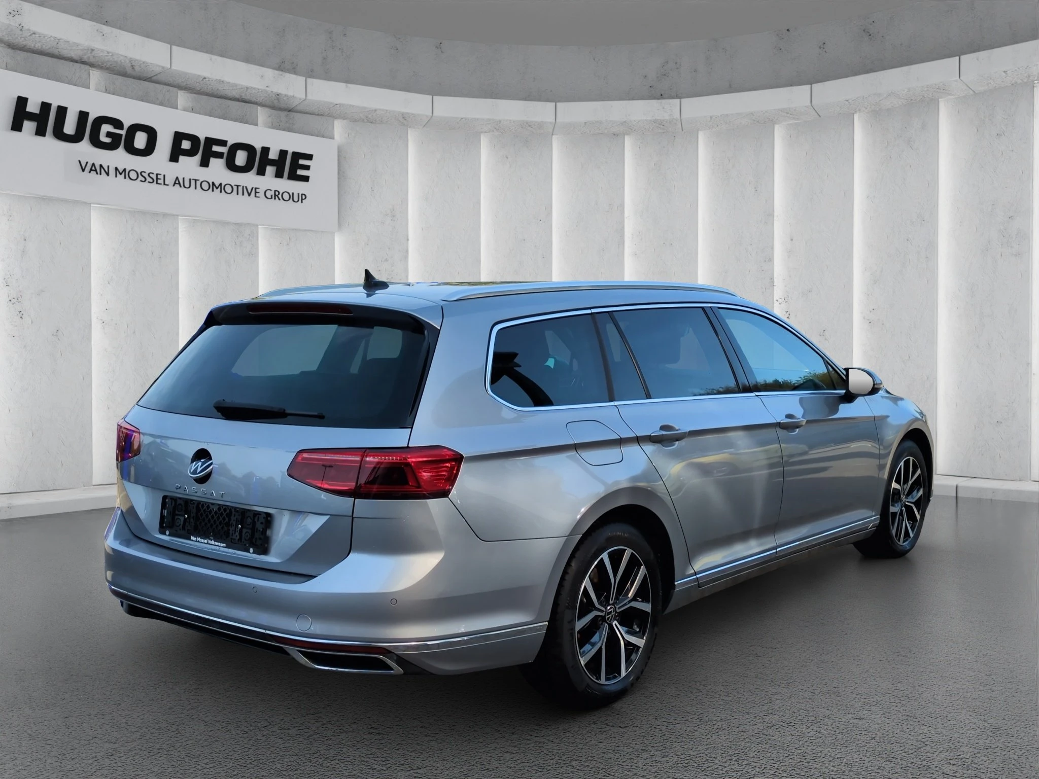 Volkswagen-Passat-image-4