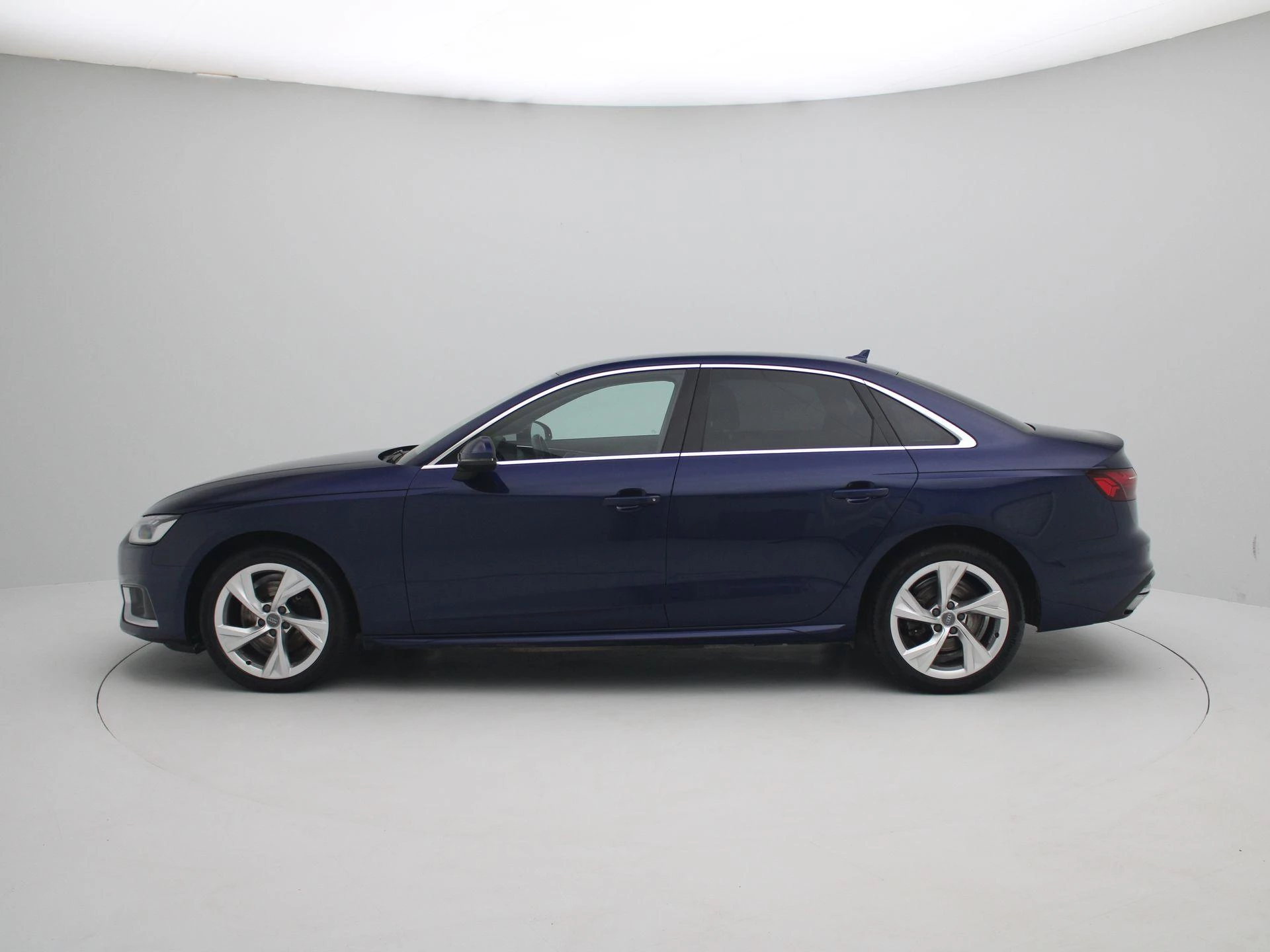 Audi A4 Limousine 35 TFSI Launch edition Business