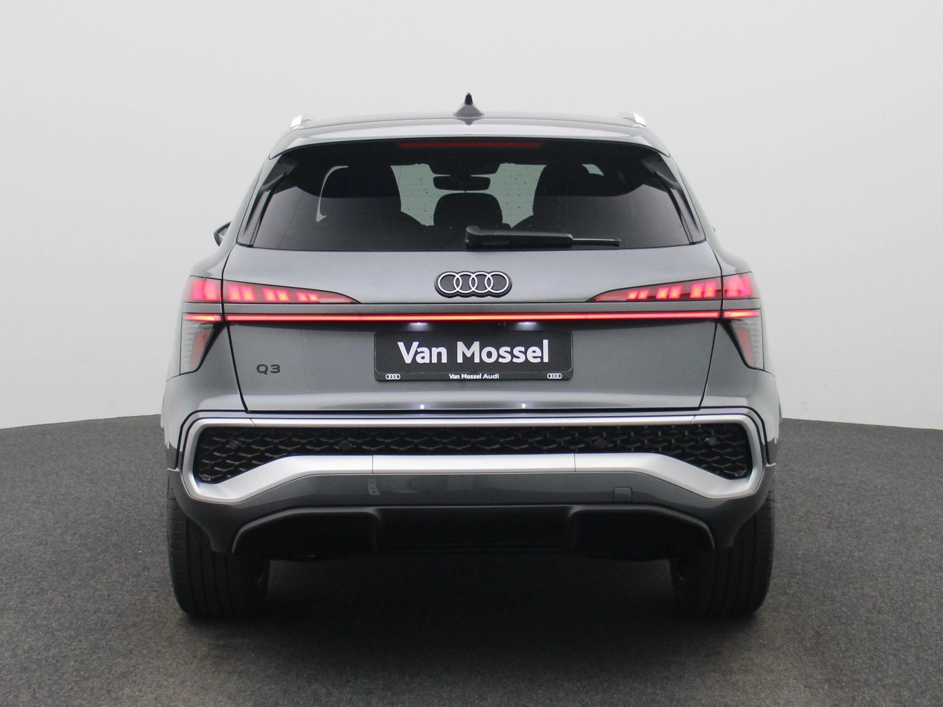 Audi-Q3-image-4