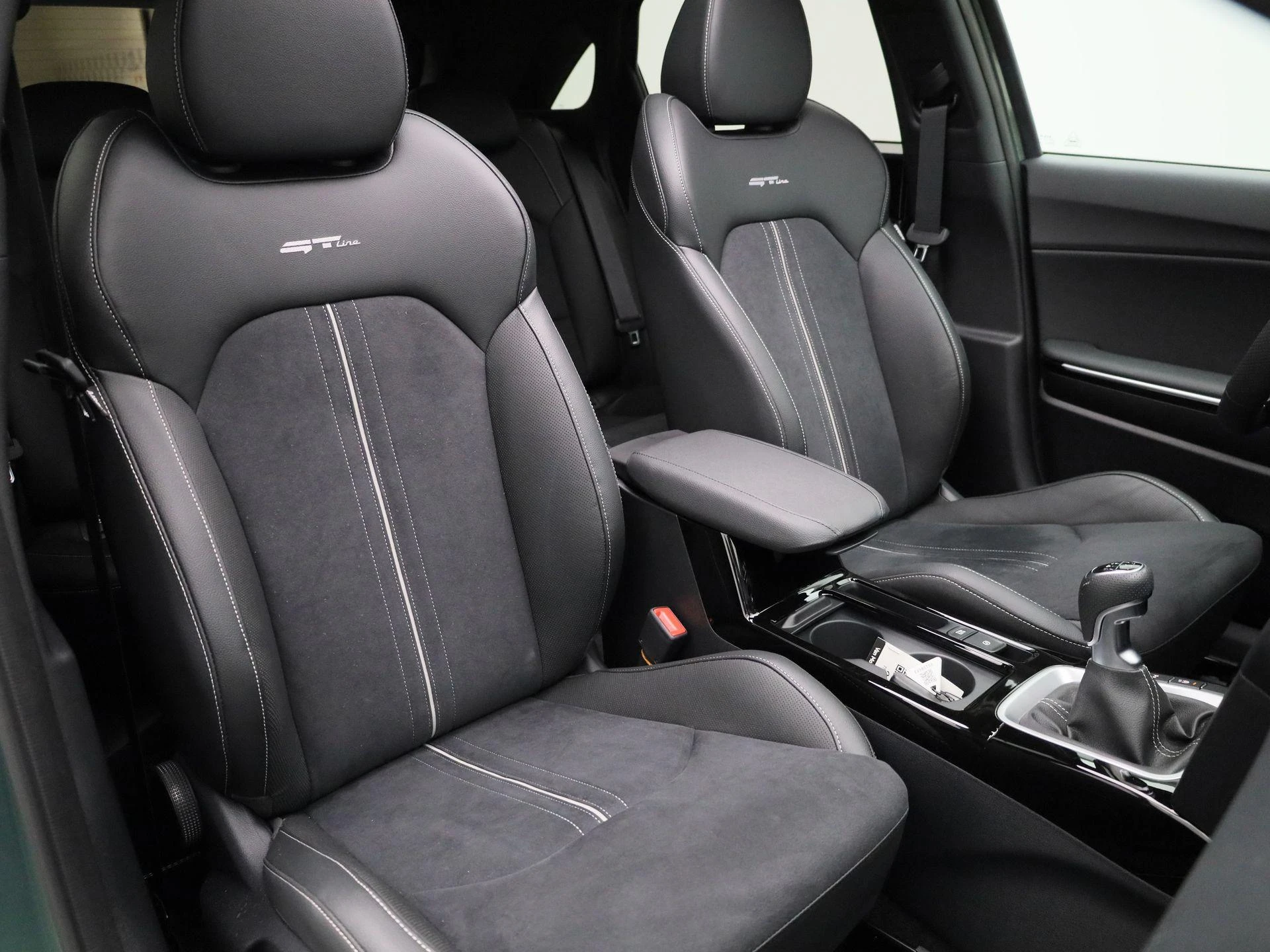 Kia Ceed - 37
