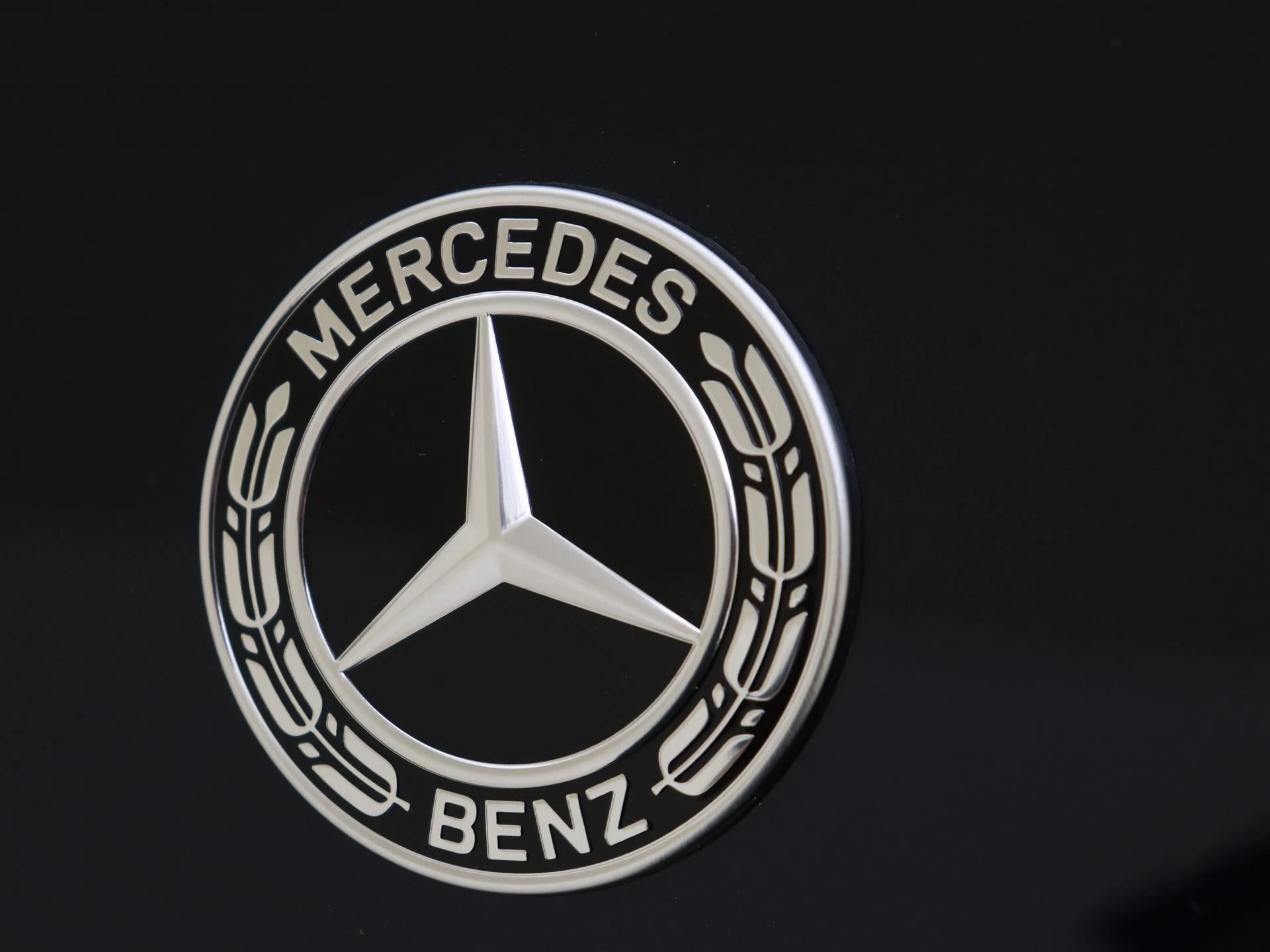Mercedes-Benz-E-Klasse-image-28