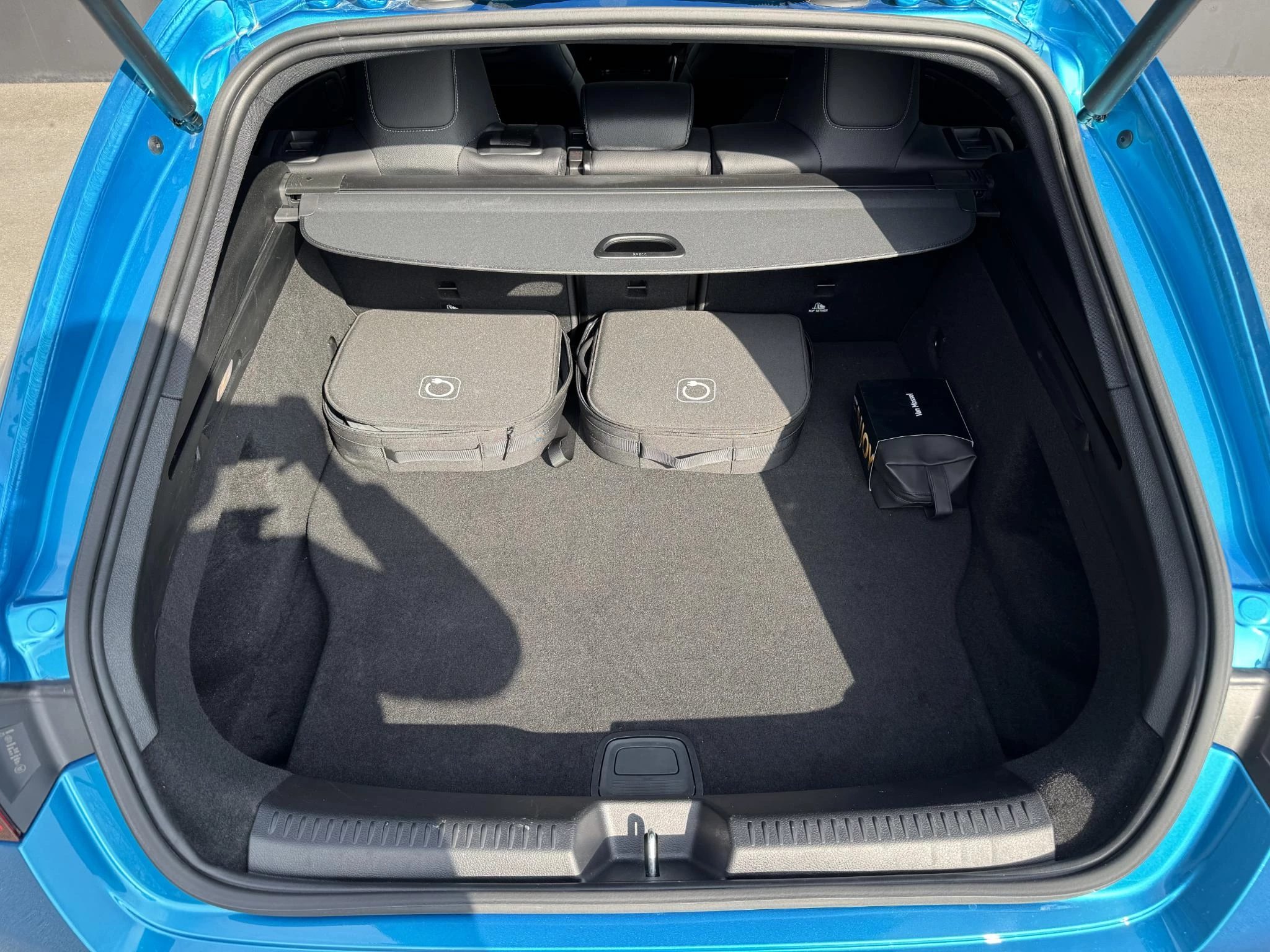 Mercedes-Benz-CLA-image-3