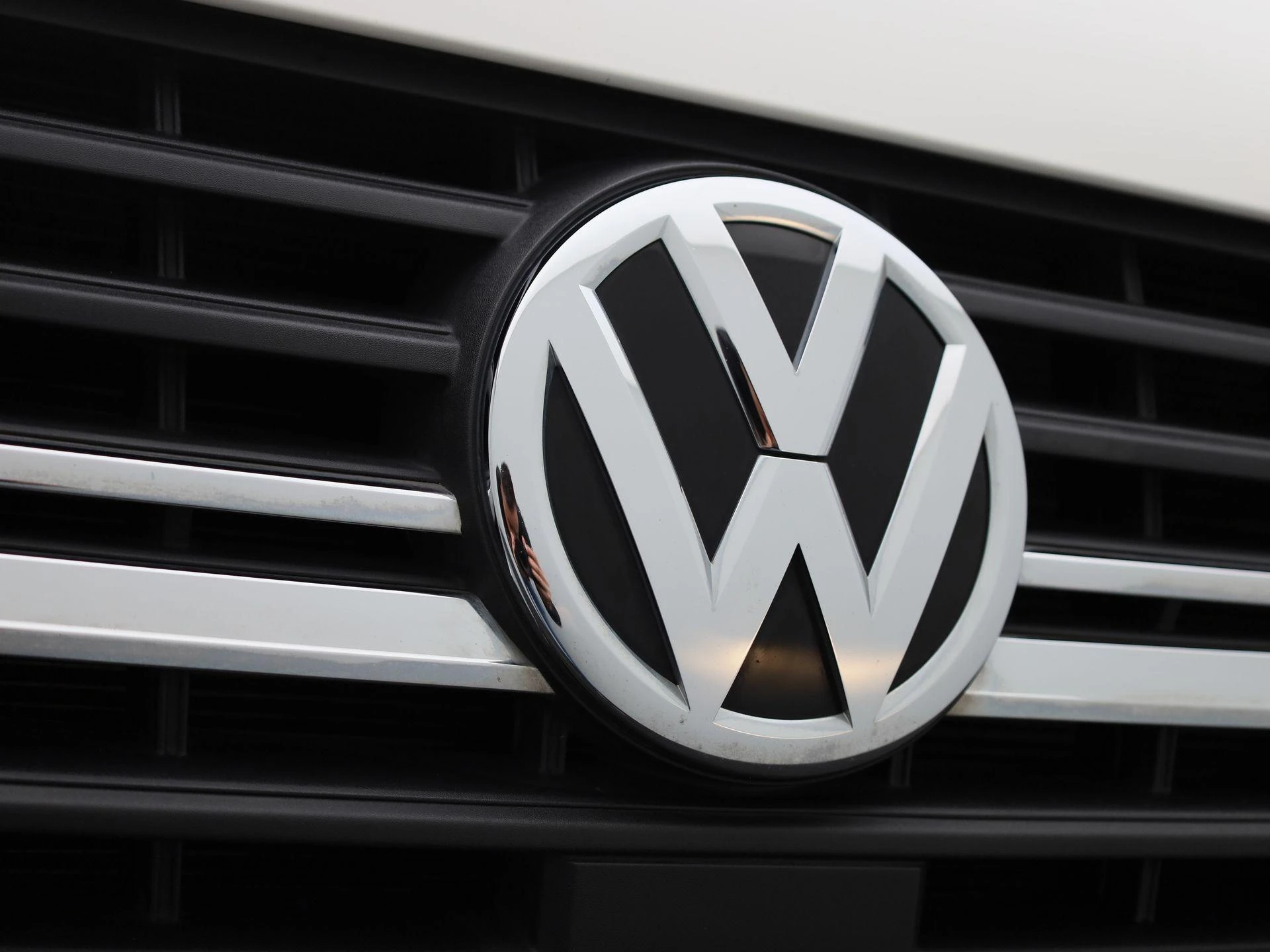 Volkswagen-Transporter-image-33