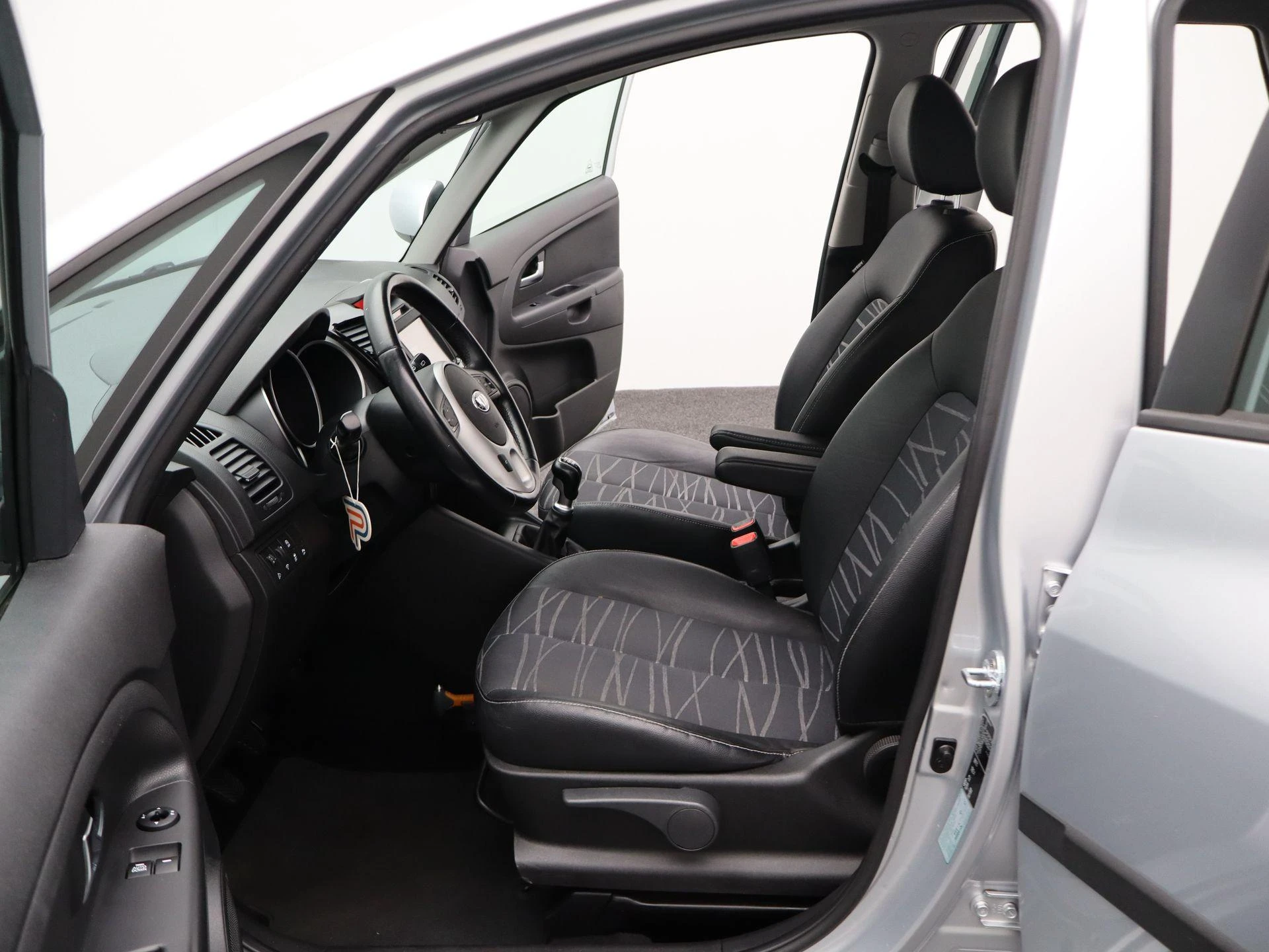 Kia-Venga-image-10