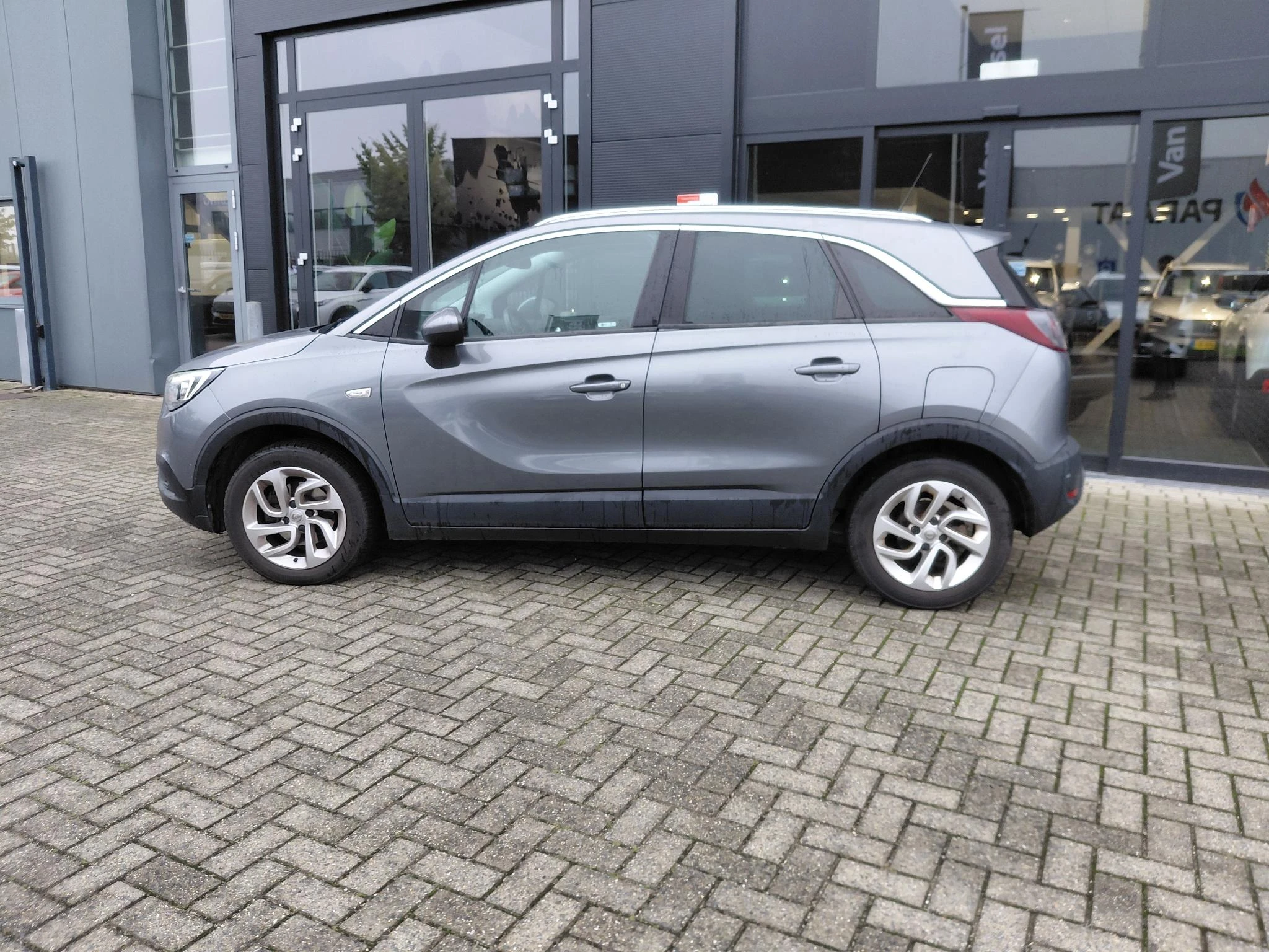 Opel-Crossland X-image-2