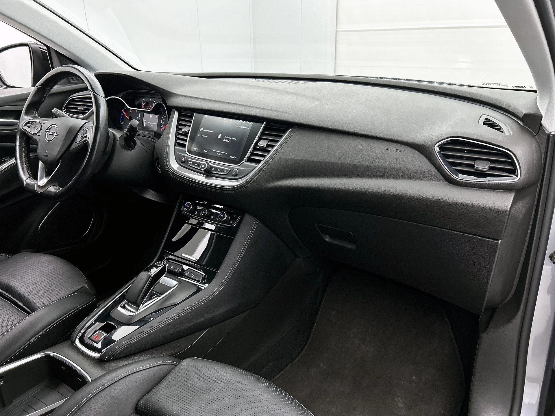 Opel-Grandland X-image-18
