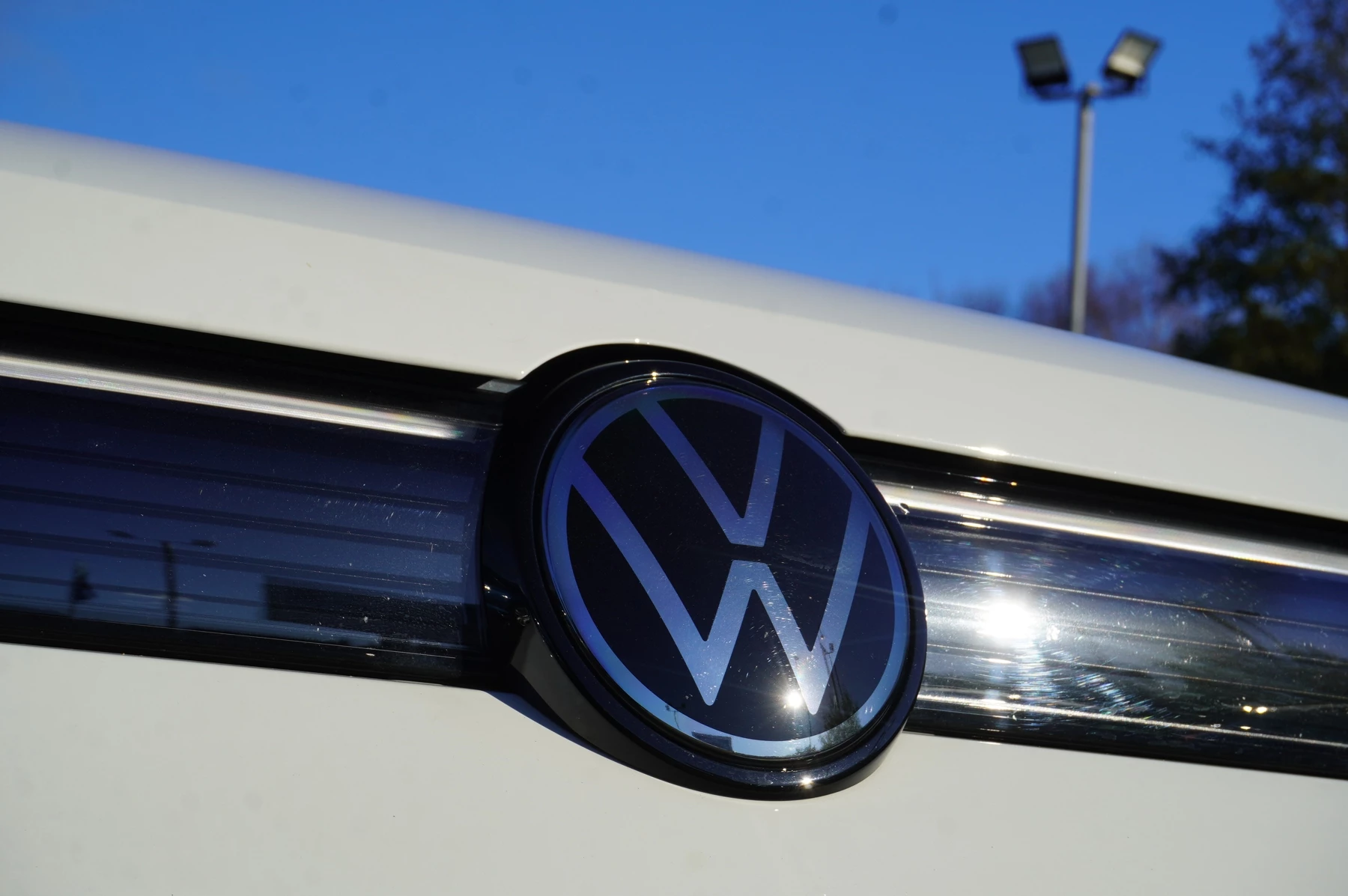 Volkswagen-Tiguan-image-24