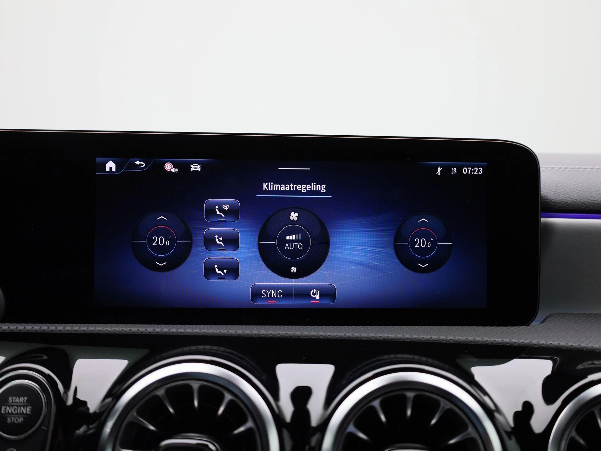Mercedes-Benz-CLA-image-24