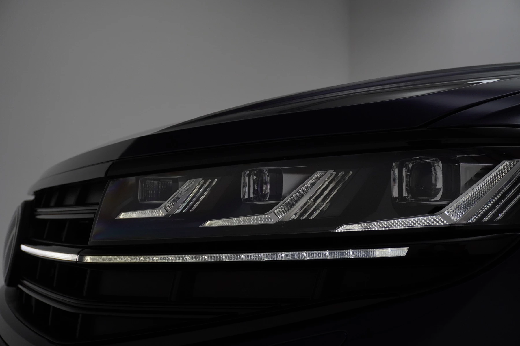 Volkswagen-Touareg-image-51