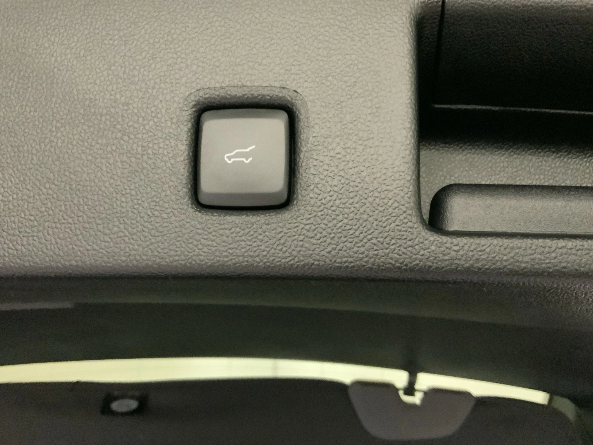 Ford Kuga ST-Line X Aut.*PANO*AHK*360GRAD*LED-MATRIX*NAVI*GRA*WINTER-PKT.