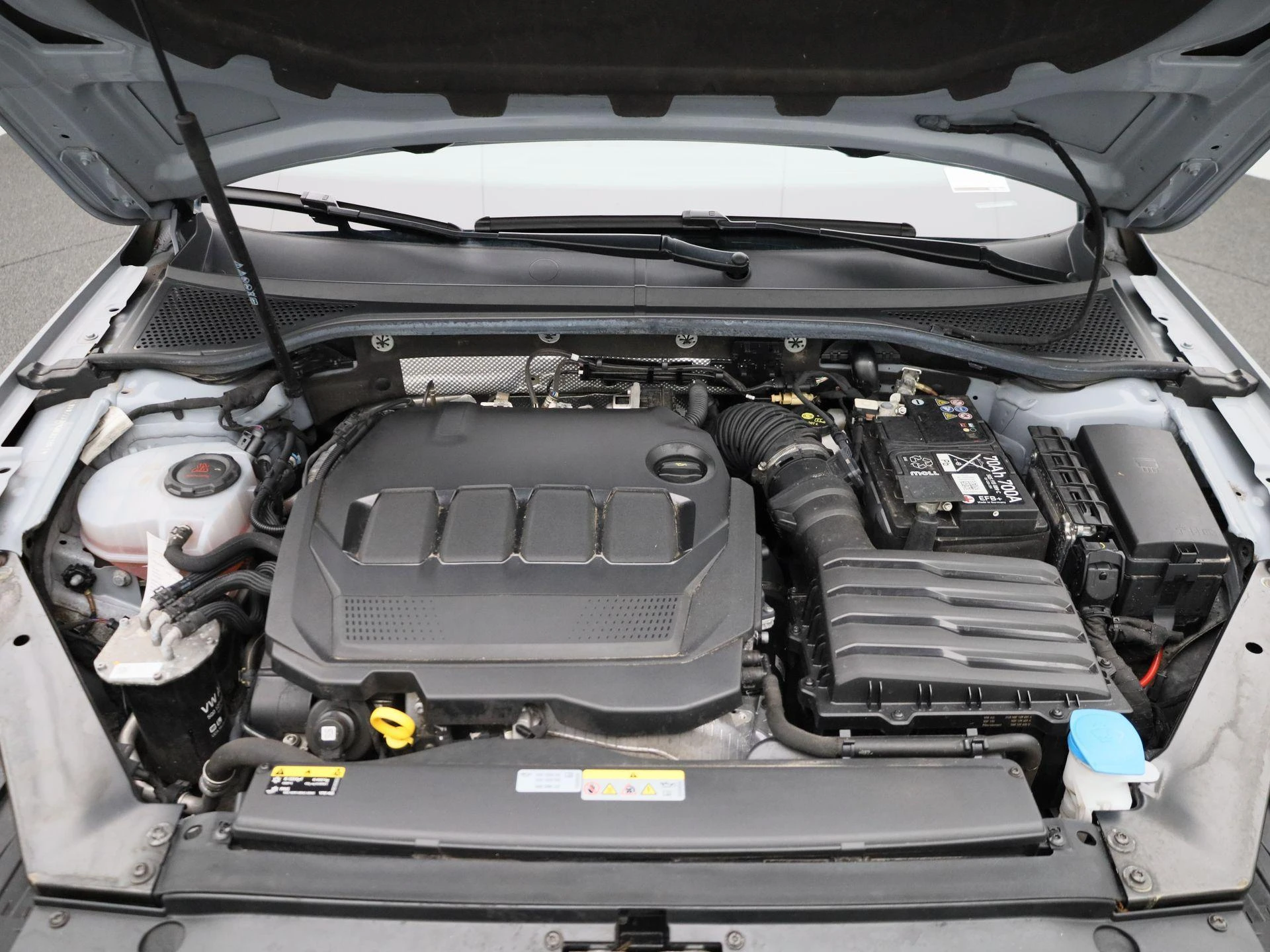 Volkswagen-Passat-image-35