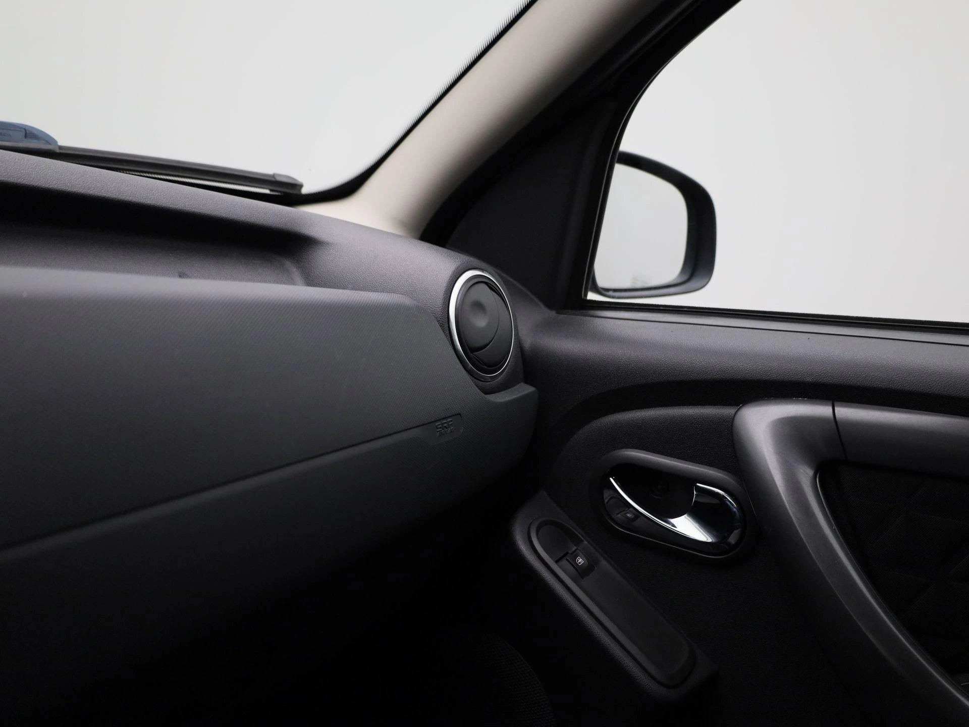 Dacia-Duster-image-21