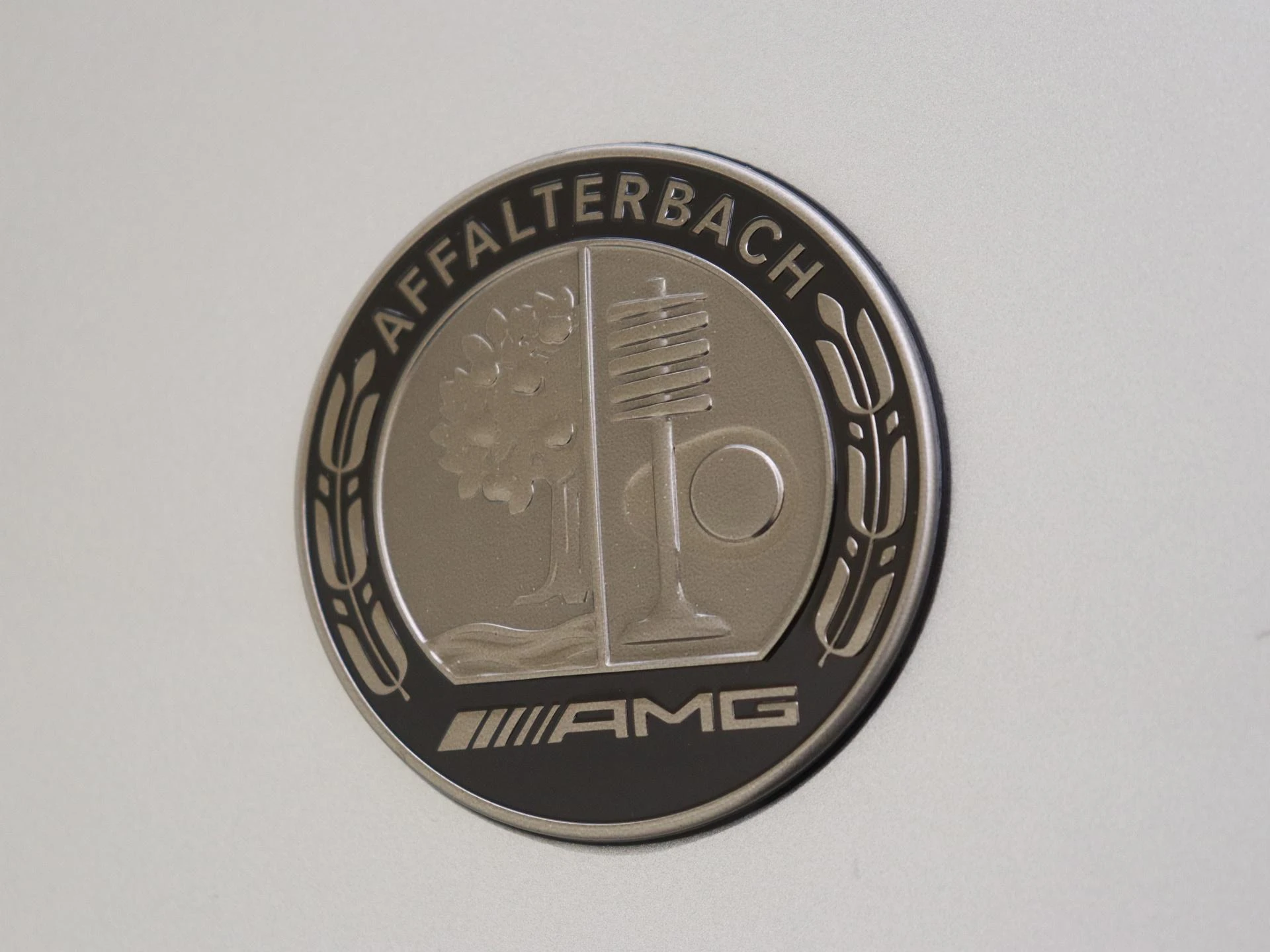 Mercedes-Benz-E-Klasse-image-37