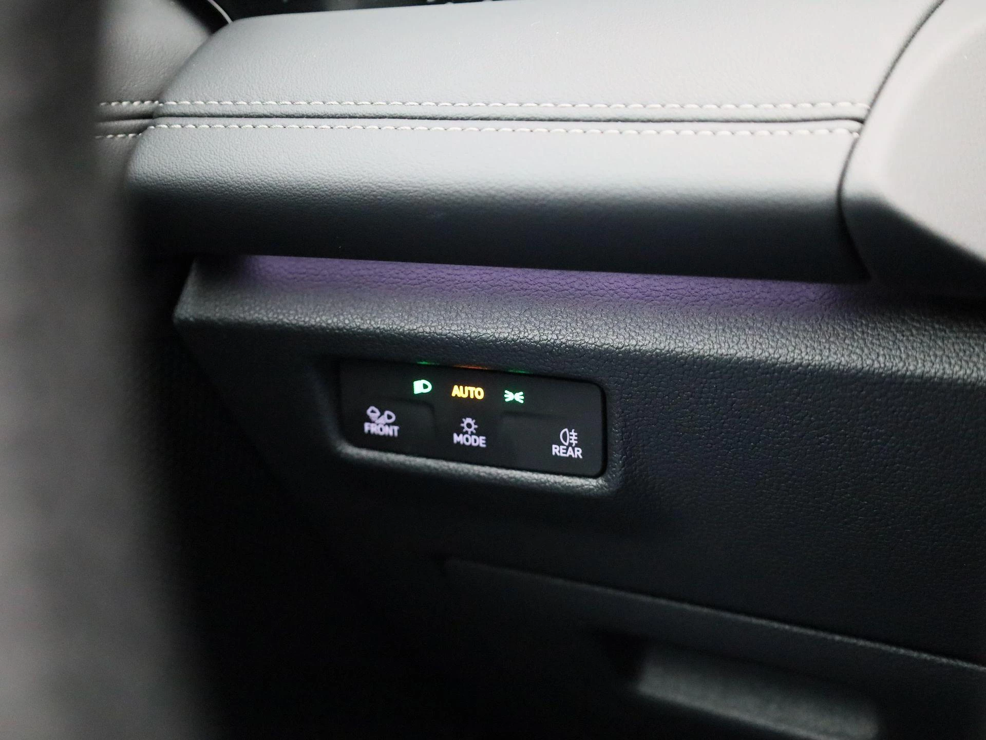 Volkswagen-Tiguan-image-32