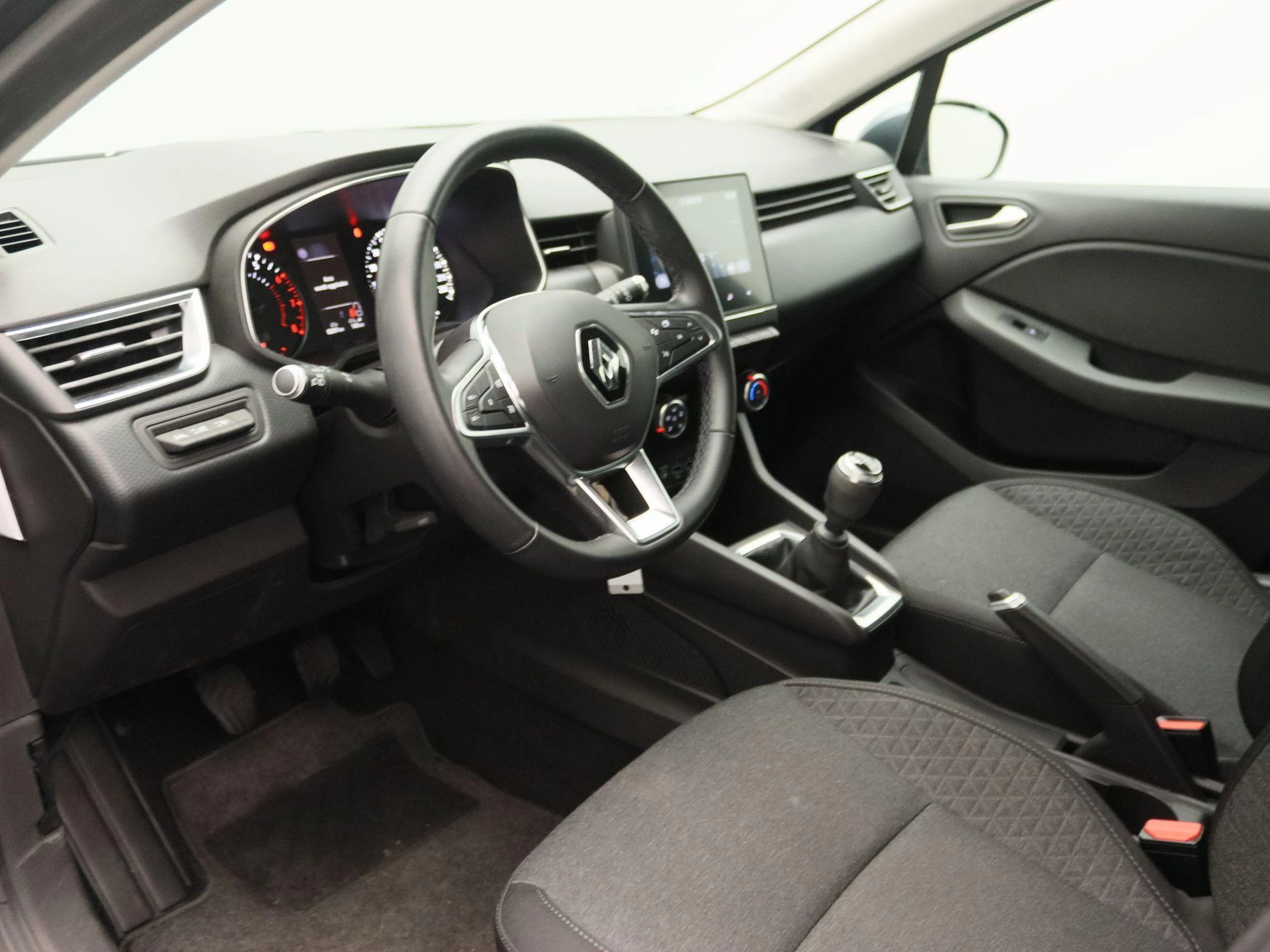 Renault-Clio-image-20
