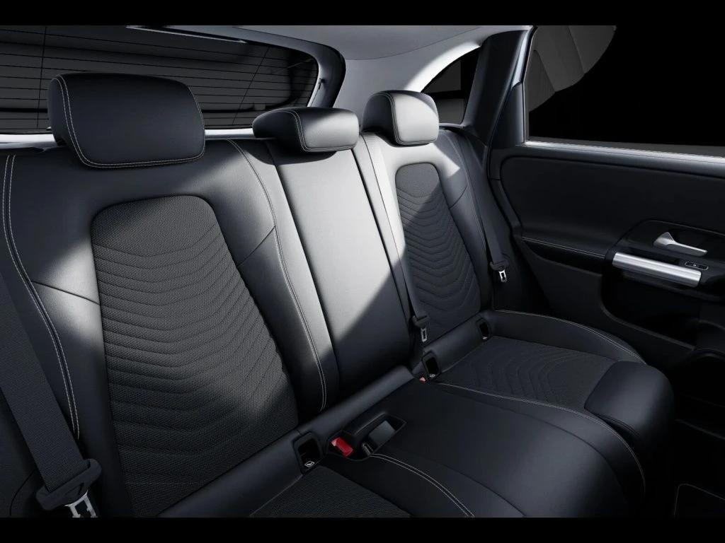 Mercedes-Benz-B-Klasse 200 d-image-11