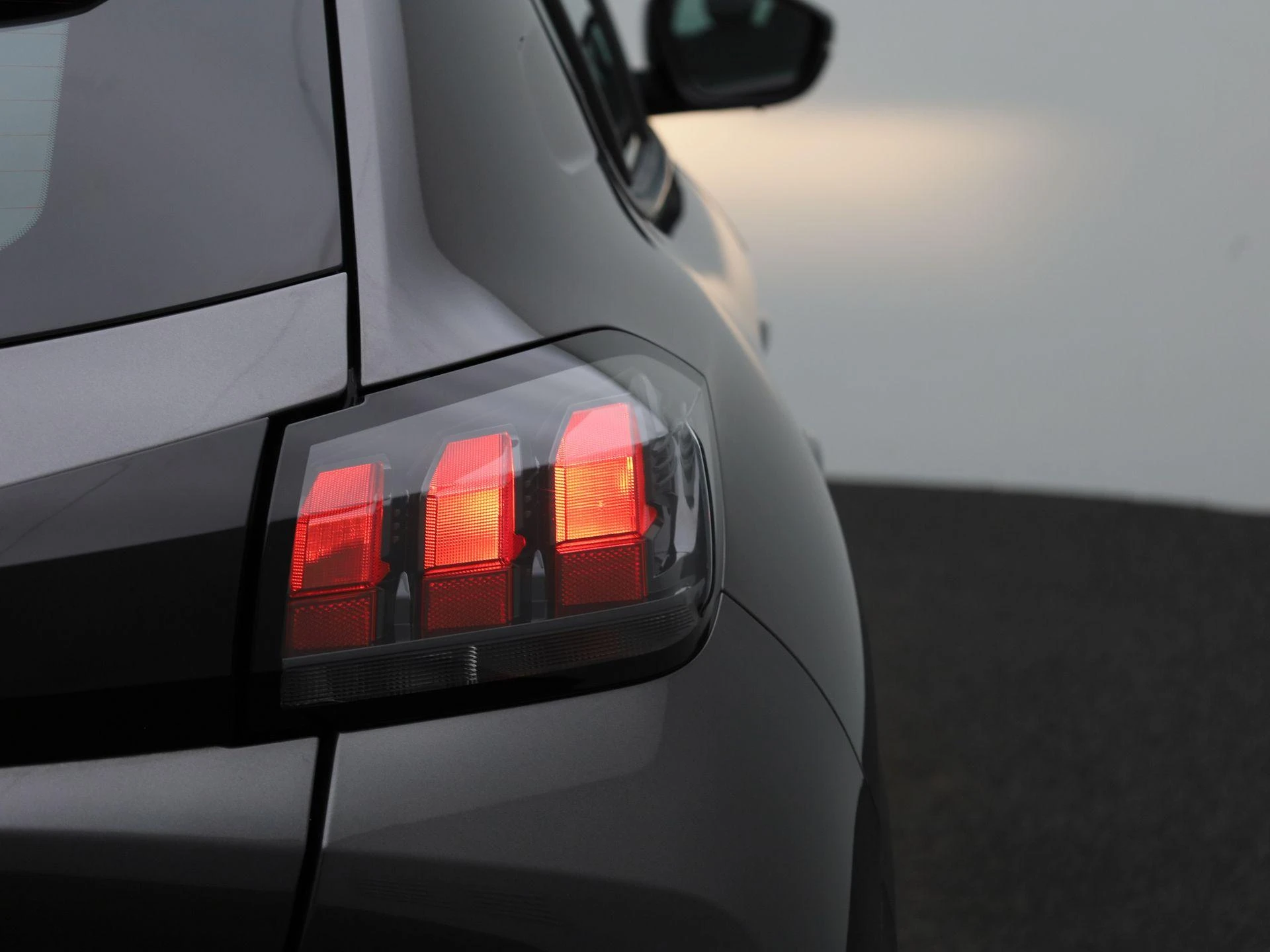 Peugeot-208-image-33