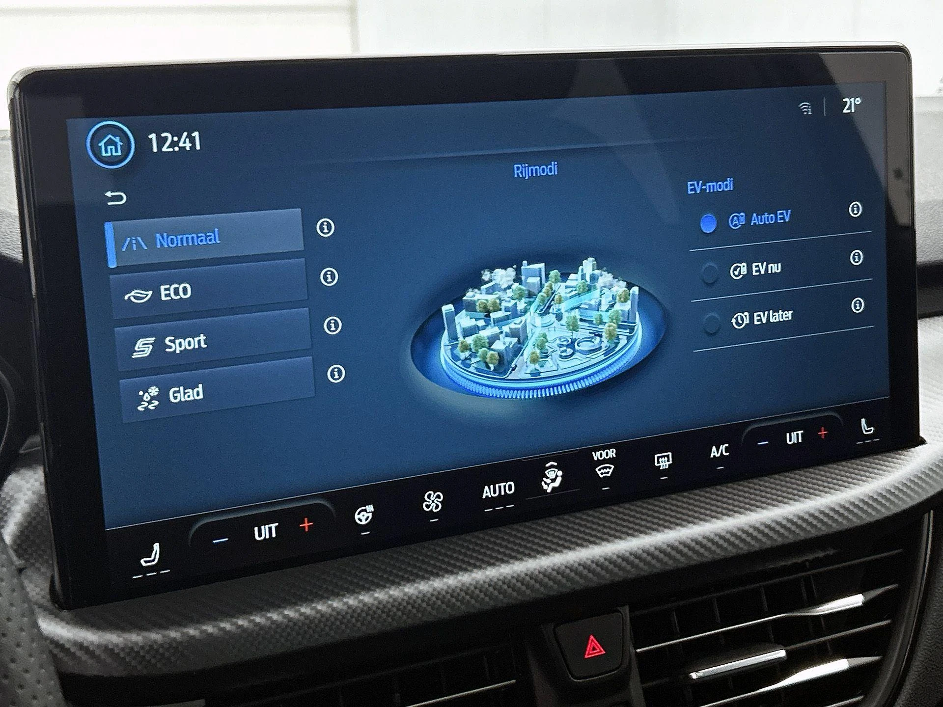 Ford-Kuga-image-11
