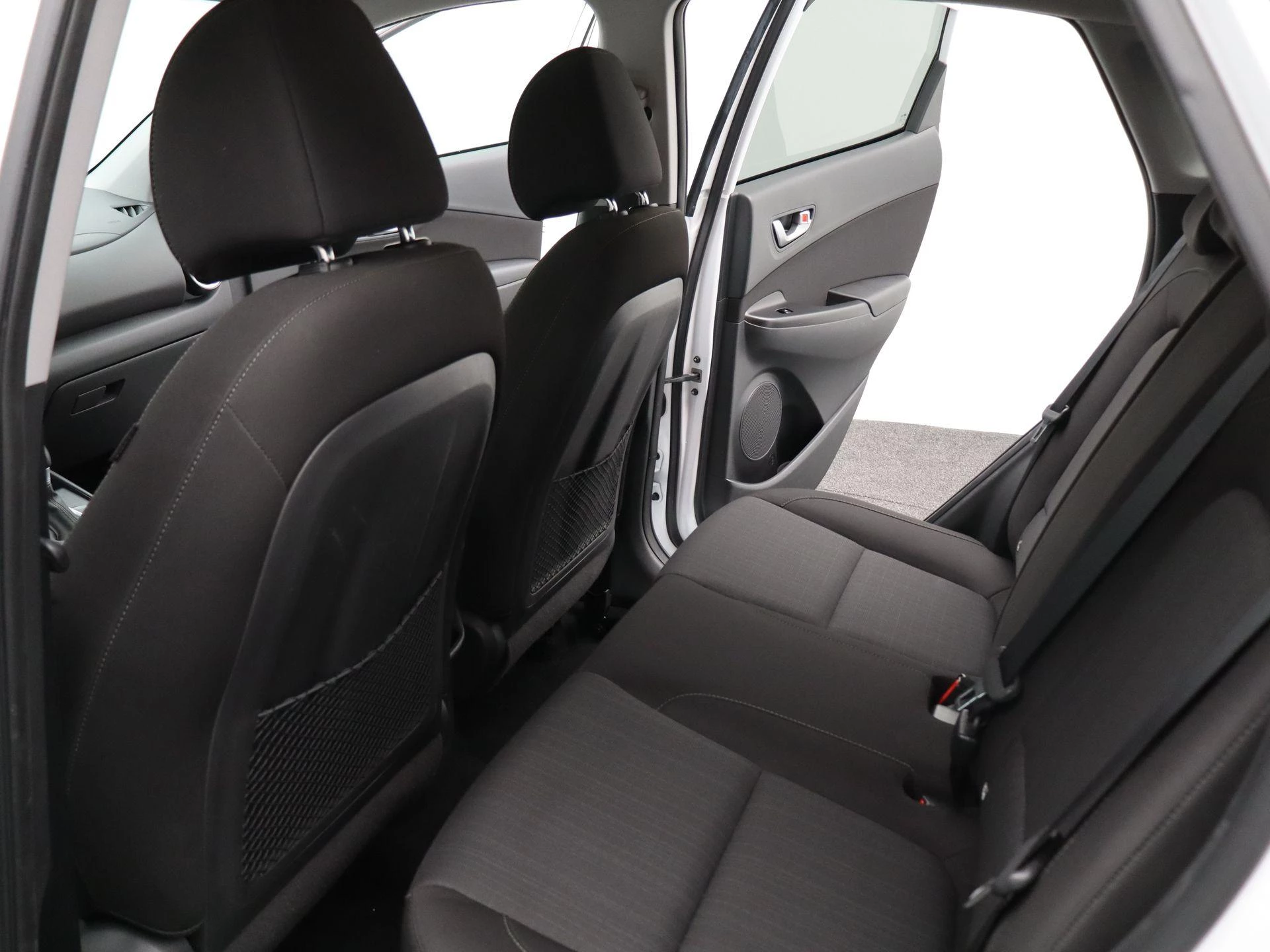 Hyundai-Kona-image-11