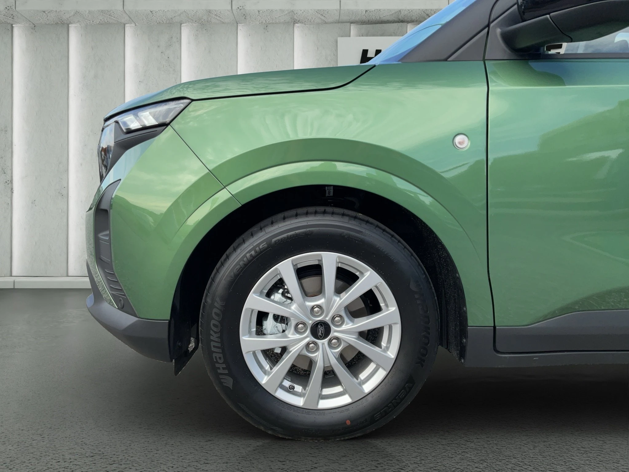 Ford-Tourneo Courier-image-8