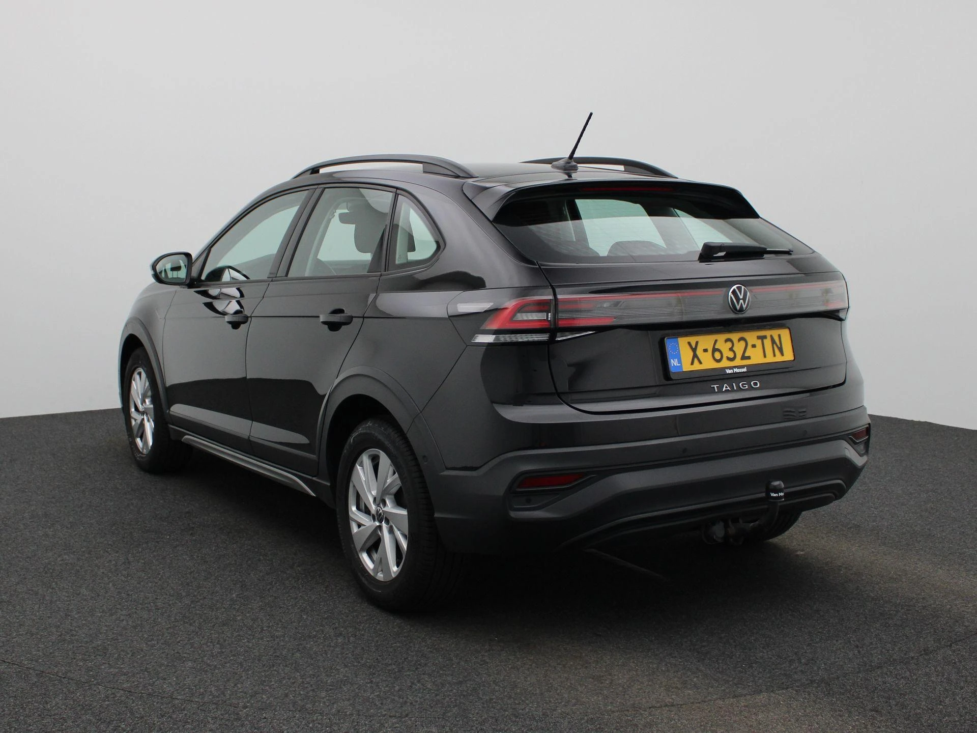 Volkswagen-Taigo-image-1