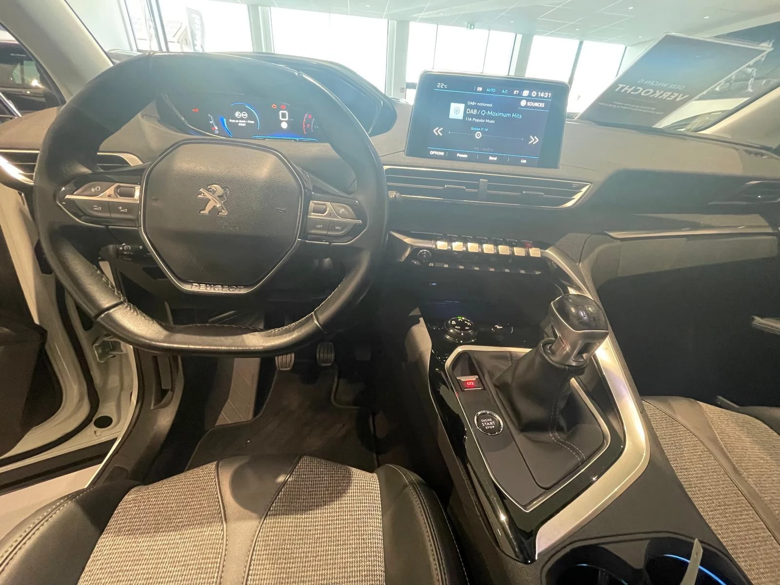 Peugeot 3008 1.2 PureTech 96kW S&S Allure
